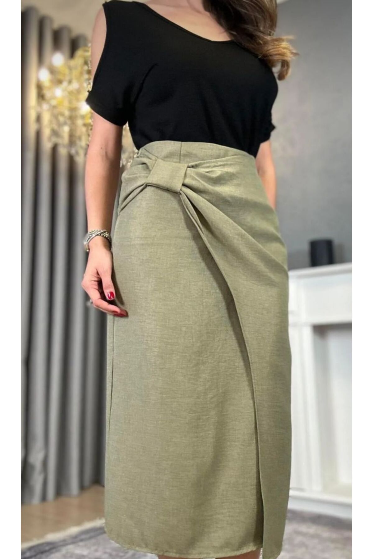 RENK RENK OUTLET FİYONKLU UZUN ETEK