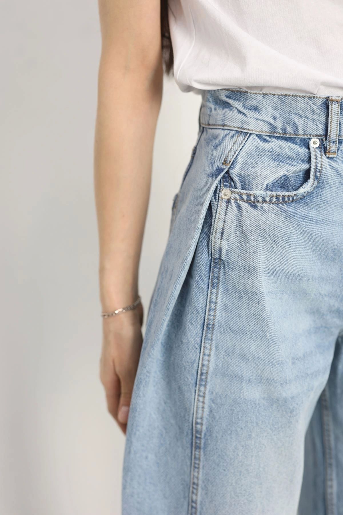 OurStyles Büzgü Detaylı Baggy Kot Pantolon Açıkmavi1 - 30434.1966.