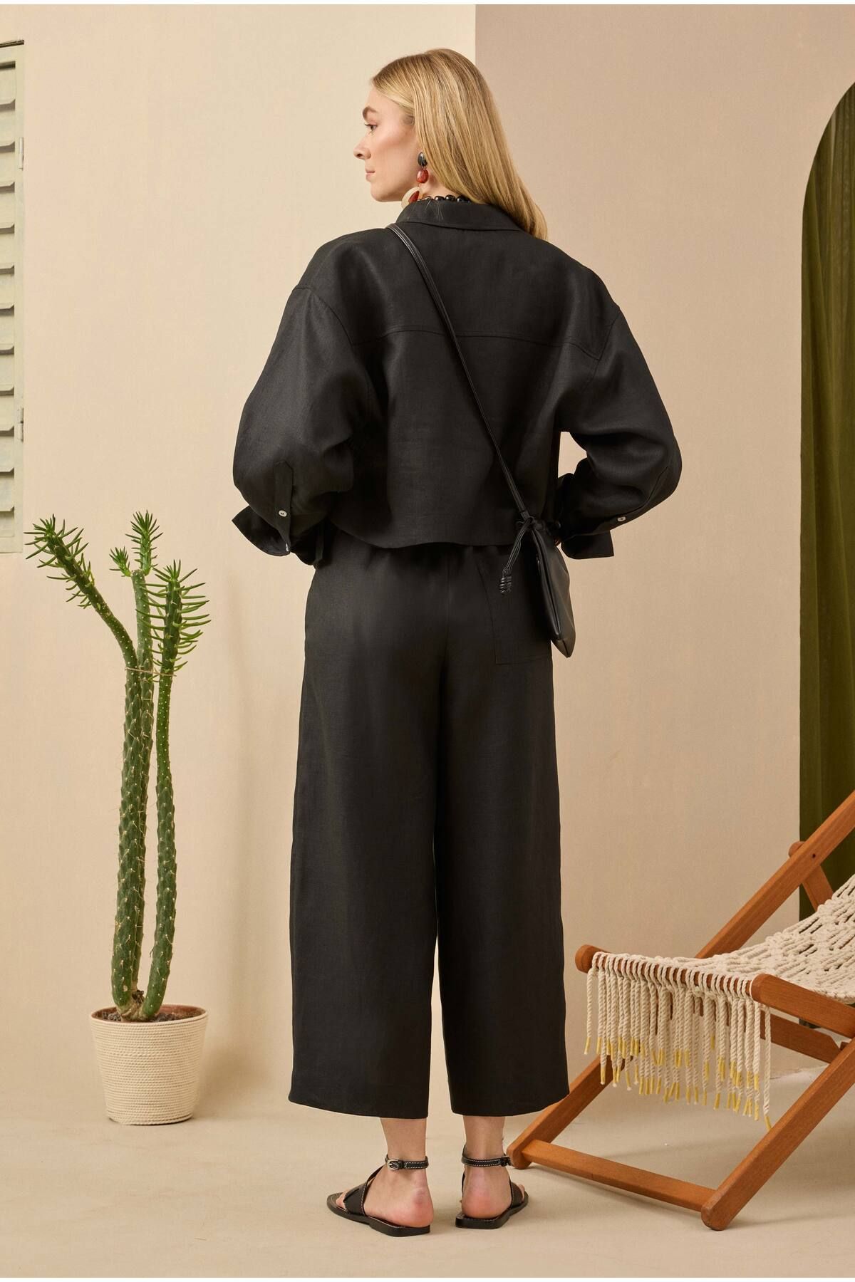 HEQA-Midi Linen Trousers Black 5