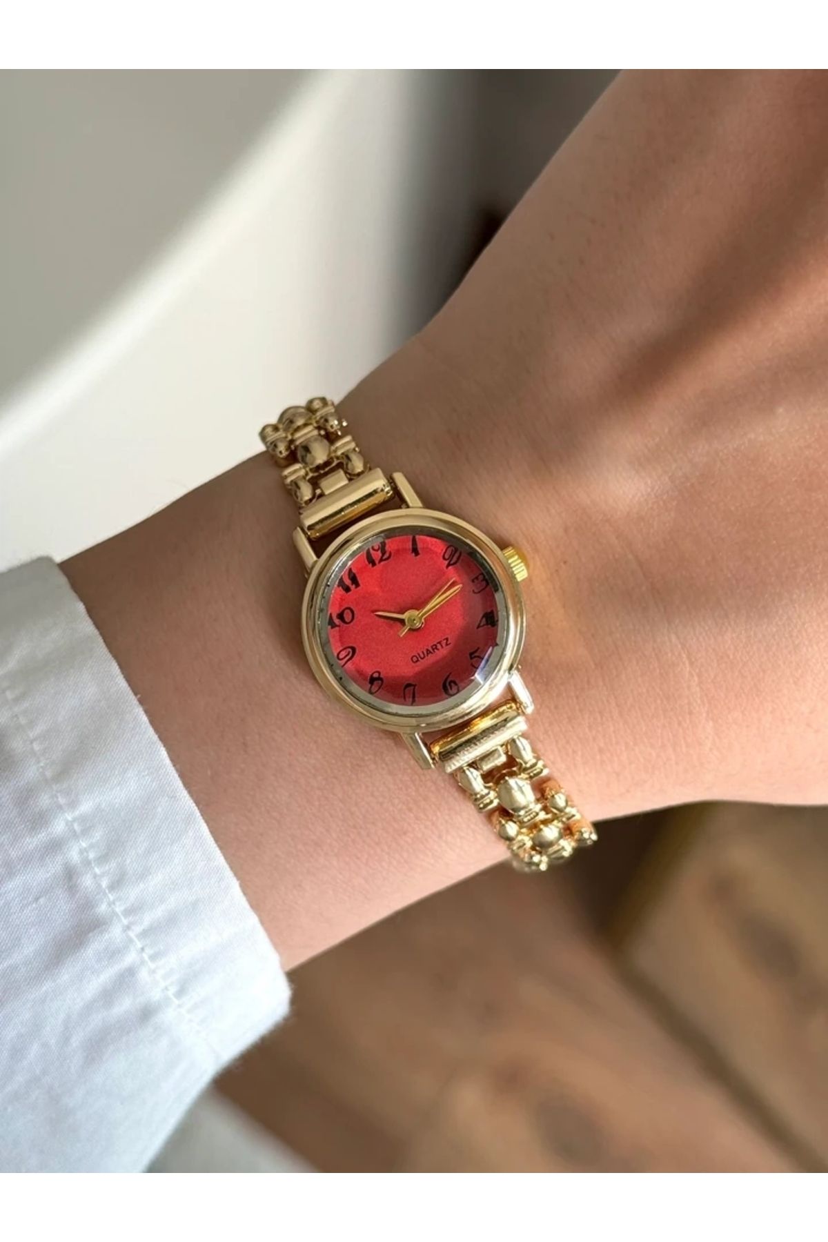 RoseandRoses Ceny Vintage Model Özel Tasarım Kadın Kol Saati Gold (Nar Çiçeği Kadran)