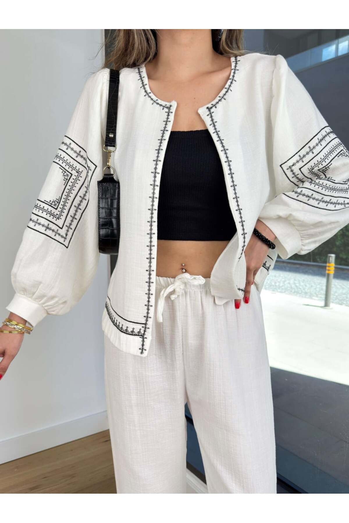 nays butik Müslin Kumaş Nakış Detay Kısa Kimono