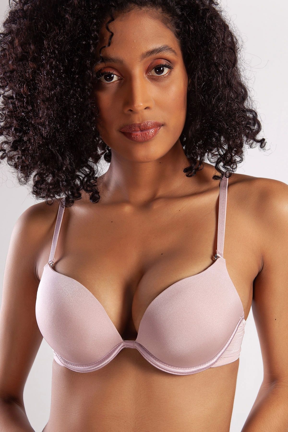 DEFNADA Golshan Garland Heavy Push up Bra, Açık Pembe Konforlu ve Şık Sütyen