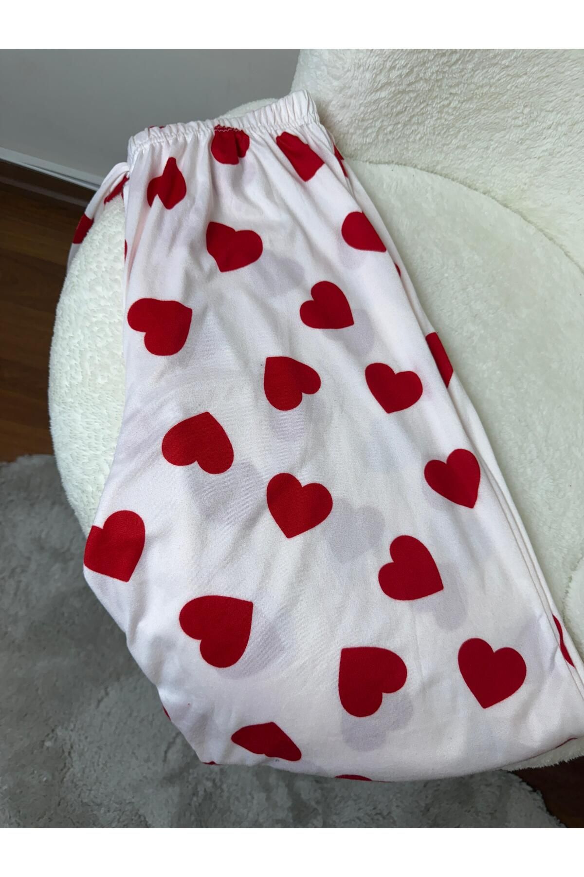 Bahar Altundemir Kadın Beyaz Zemin Kalpli Mevsimlik Milan Yumuşak Dokulu Pijama Uzun Pijama Altı