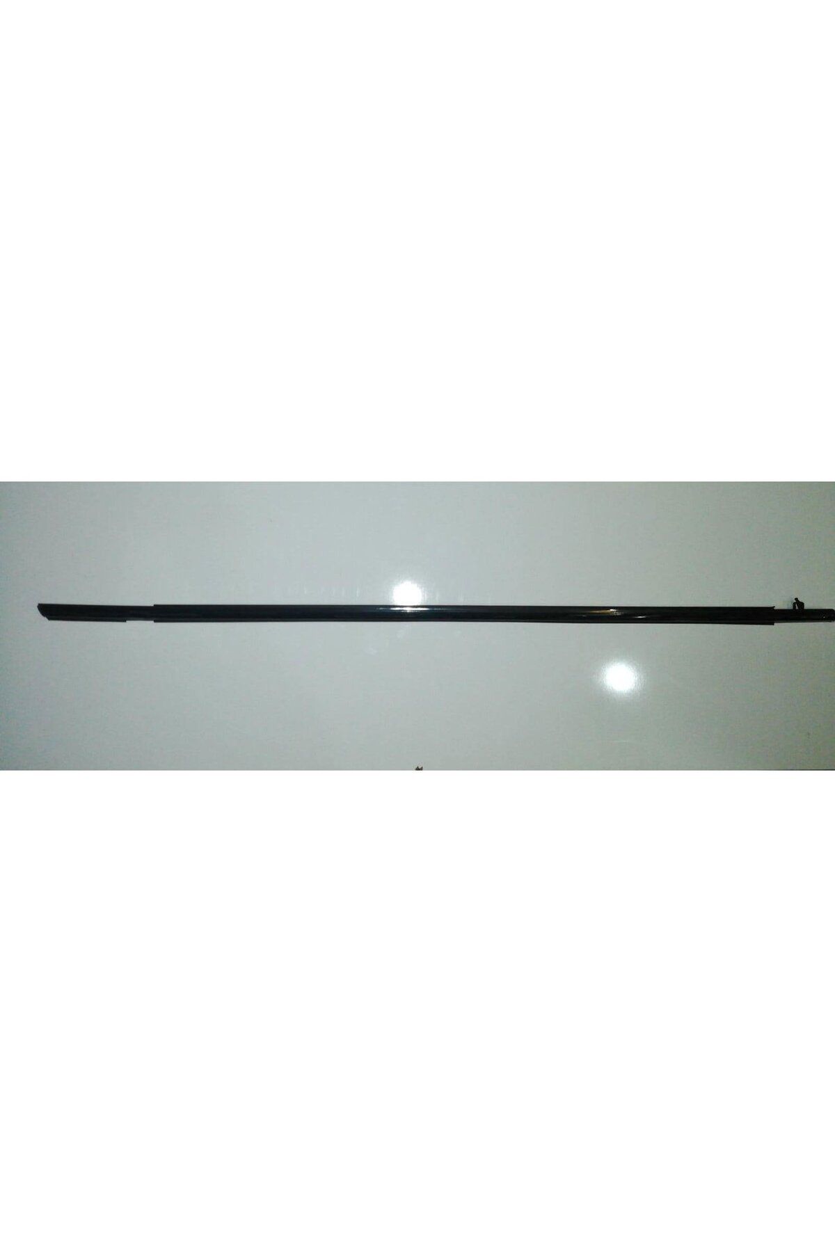 SabayOtomotiv CIVIC DIŞ ÖN SAĞ(YOLCU) CAM SIYIRICI FİTİL ÇITASI 2006-2007-2008-2009-2010-2011 72410-SNA-A01