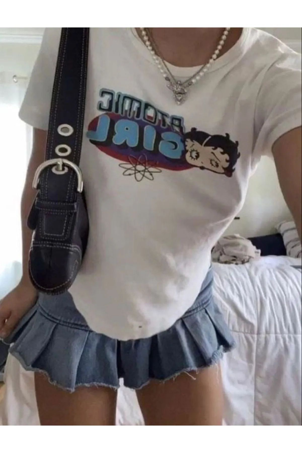 1blood Atomic Girl Baskılı Beyaz Body Crop Bluz
