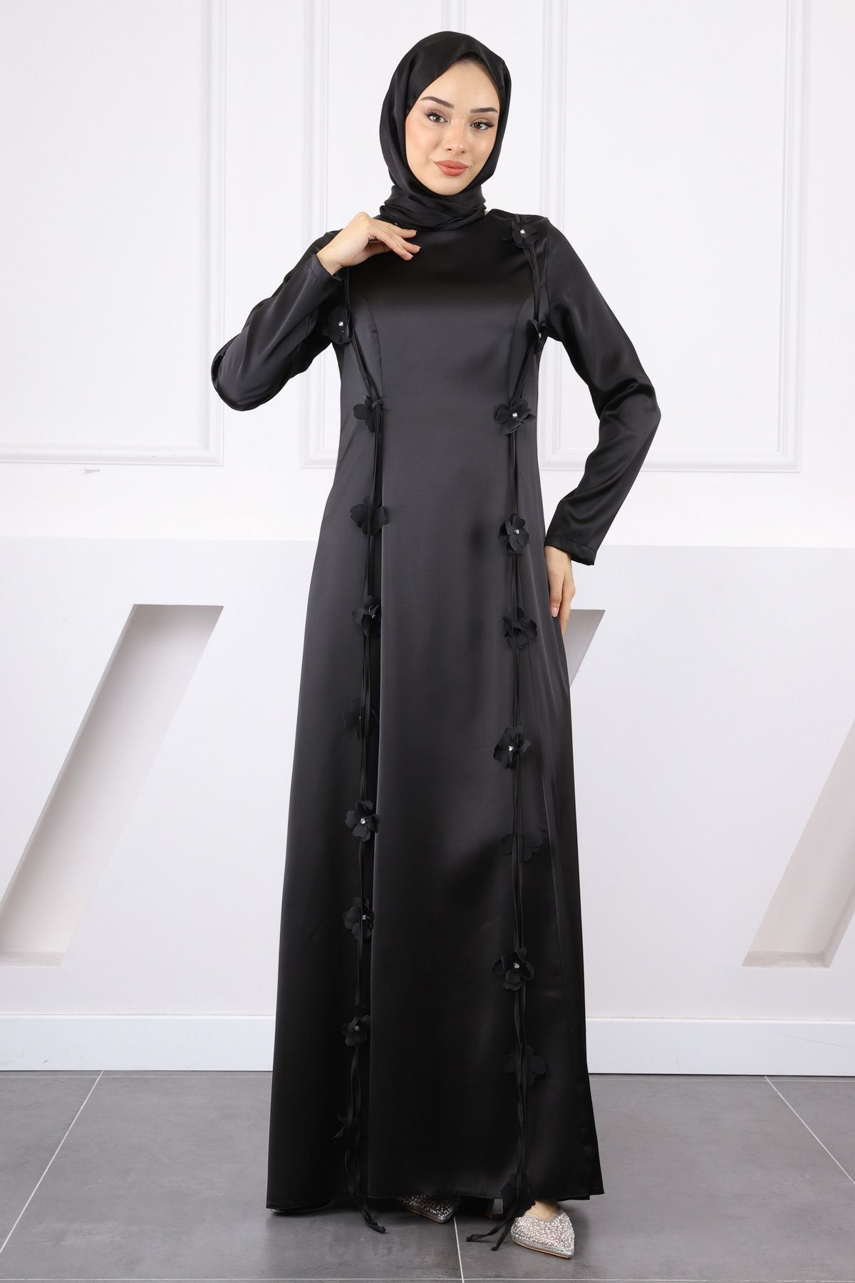 İmajButik Siyah Çiçek Detaylı Saten Abiye
