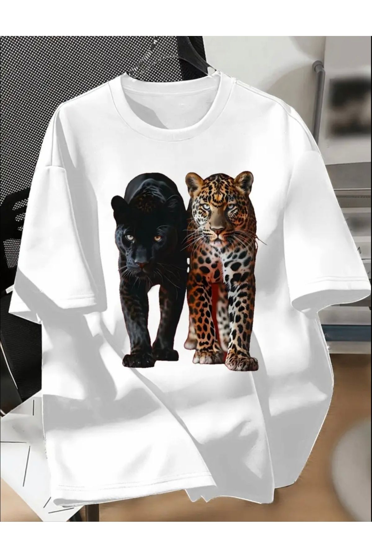 PUNIX BÜYÜK BEDEN ÖZEL TASARIM VAHŞİ LEOPAR BASKILI TER TUTMAYAN ŞIK ERKEK BATTAL T-SHIRT