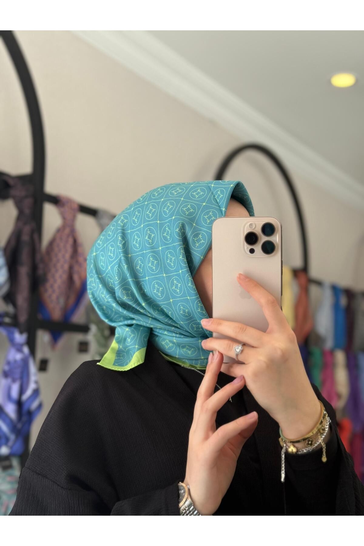 MONOOR CARDİN DESEN SOFT EŞARP