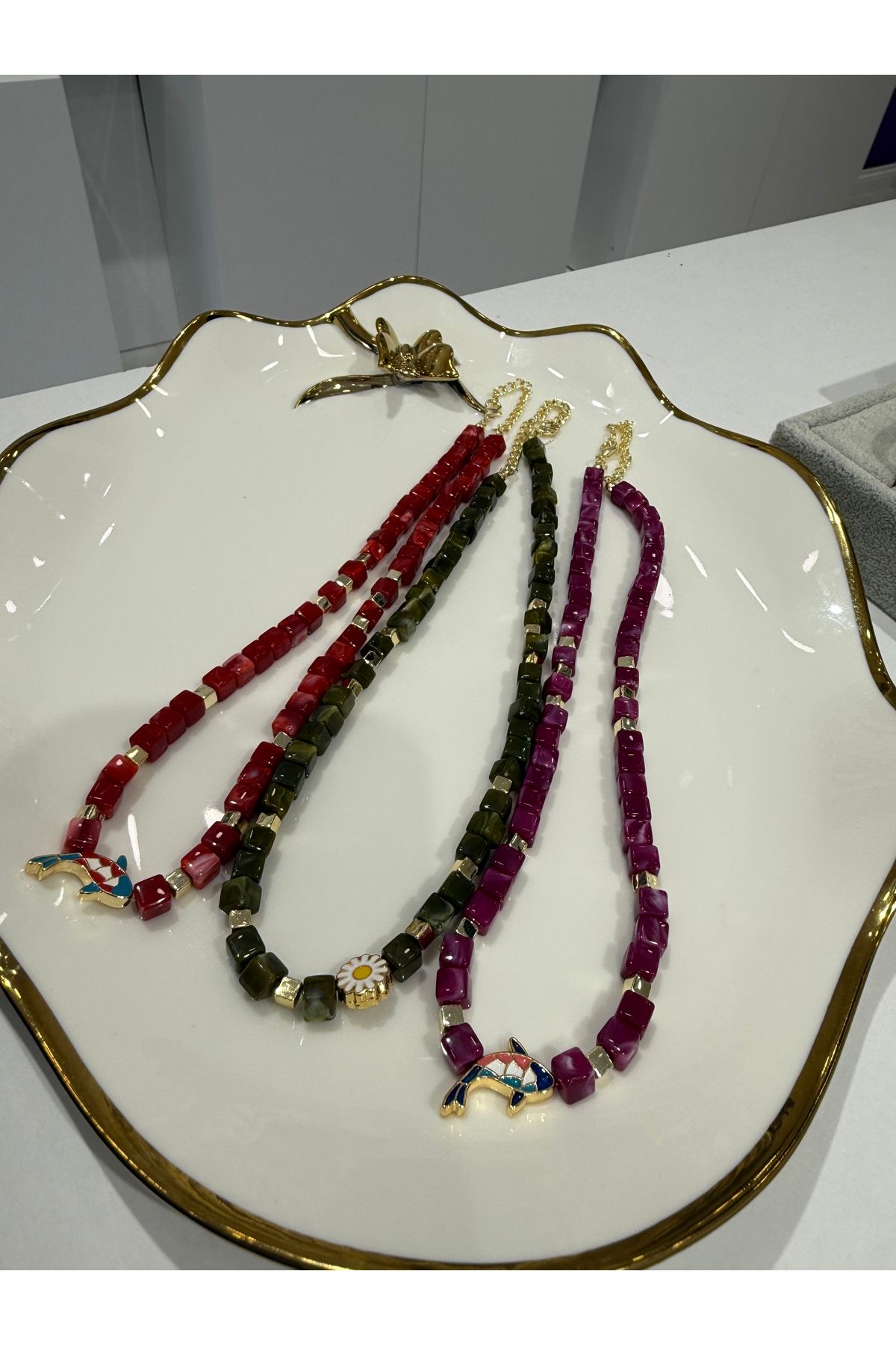 My violet accesorize RENKLİ BALIK VE PAPATYA BONCUK KOLYE