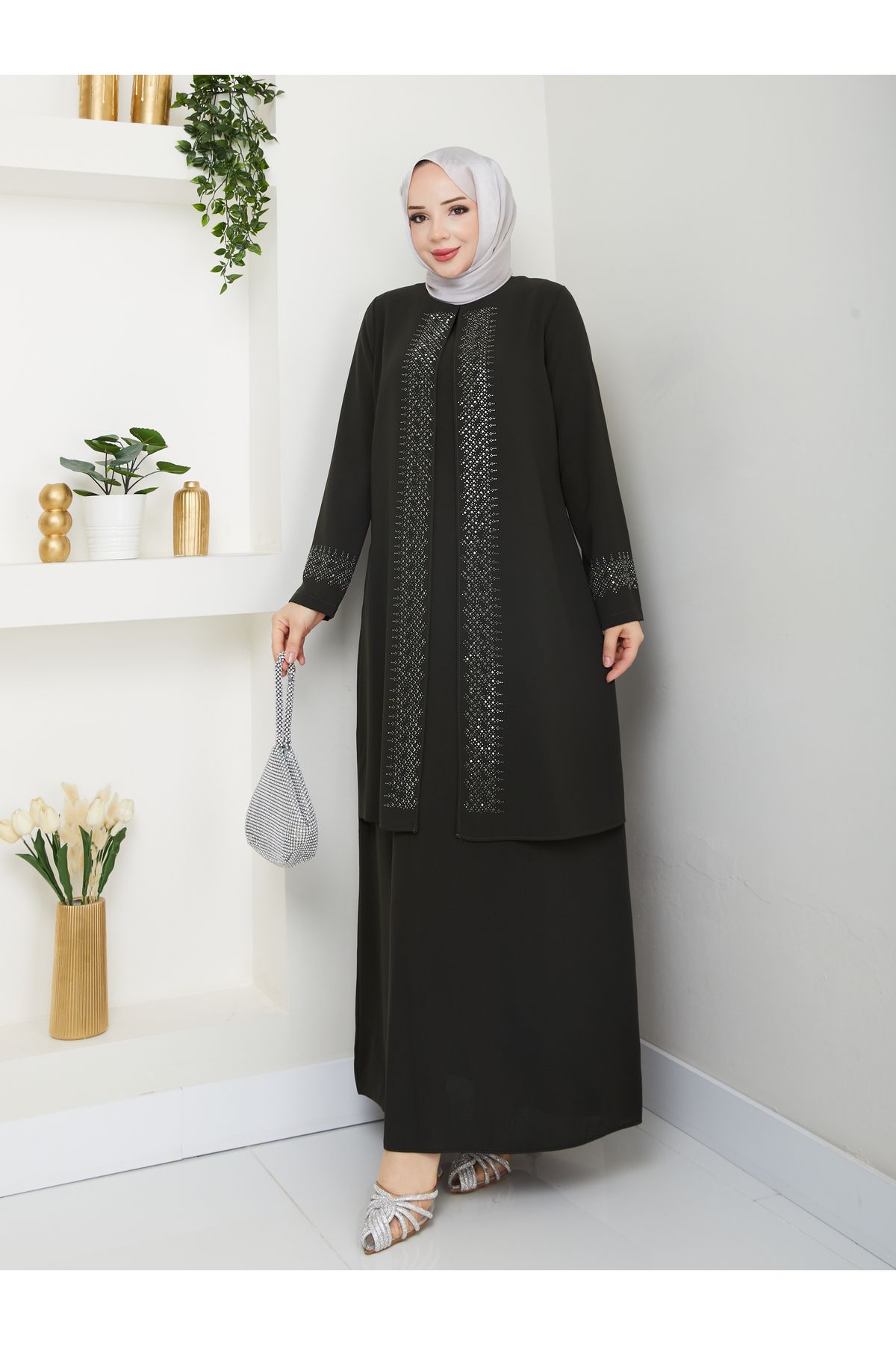 KMKkombin ANNE MODEL TAM BOY RAHAT KALIP ŞERİT DESENLİ TAŞLI KADIN ELBİSE 2024