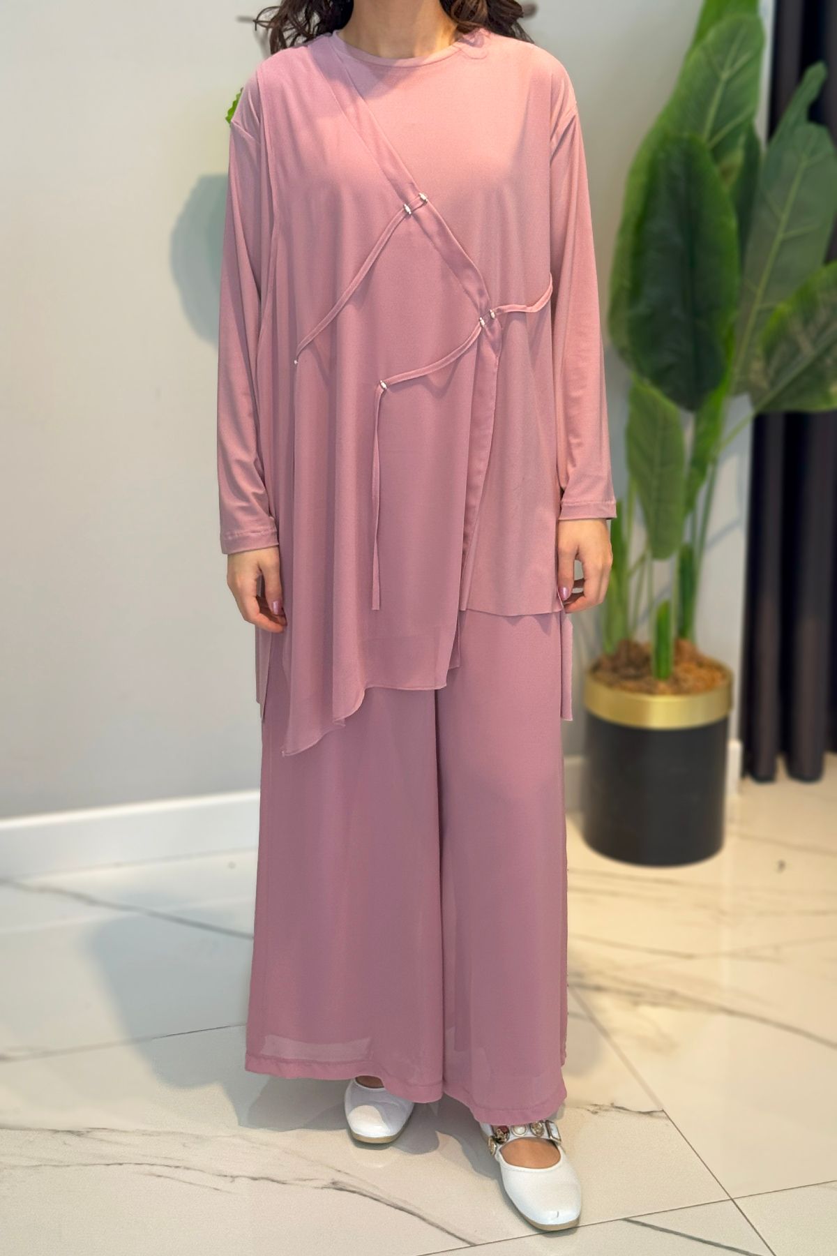Ceremony Önü Yarım Şifon Pantolonu Şifon Yırtmaç Detaylı Sandy Takım 59104 Pembe