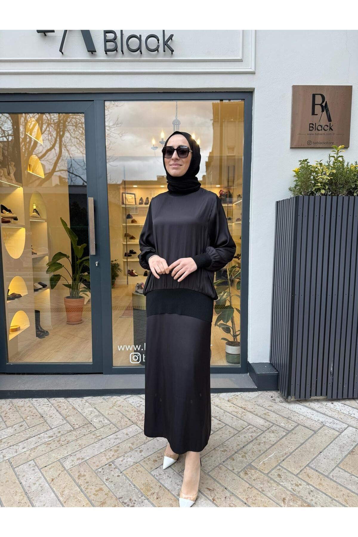 QOOQ STORE Saten Lastikli Star Kadın Takım Siyah