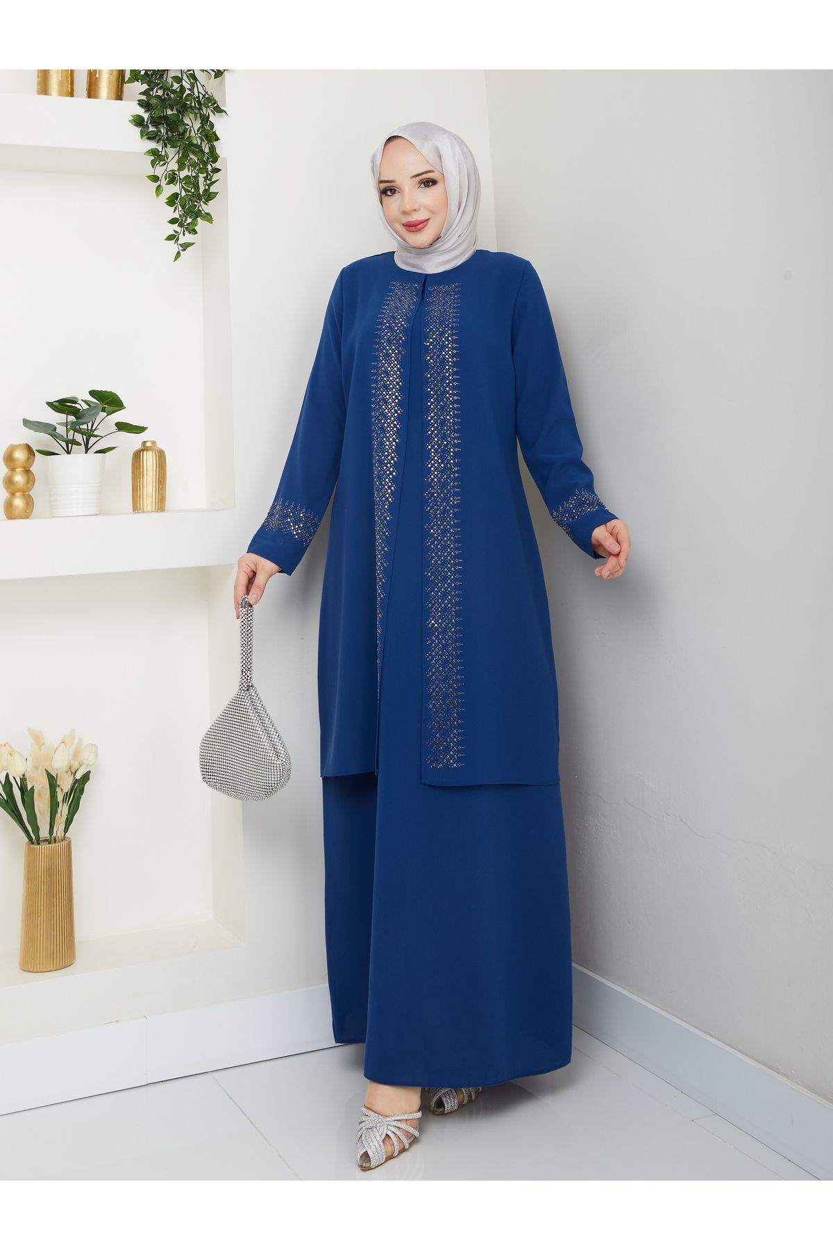KMKkombin ANNE MODEL TAM BOY RAHAT KALIP ŞERİT DESENLİ TAŞLI KADIN ELBİSE 2024