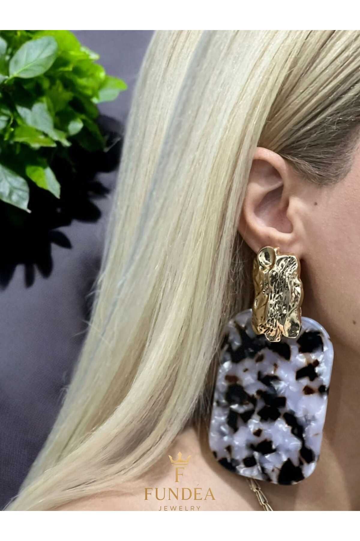 Fundéa Jewelry Sessiz Çığlık Küpesi