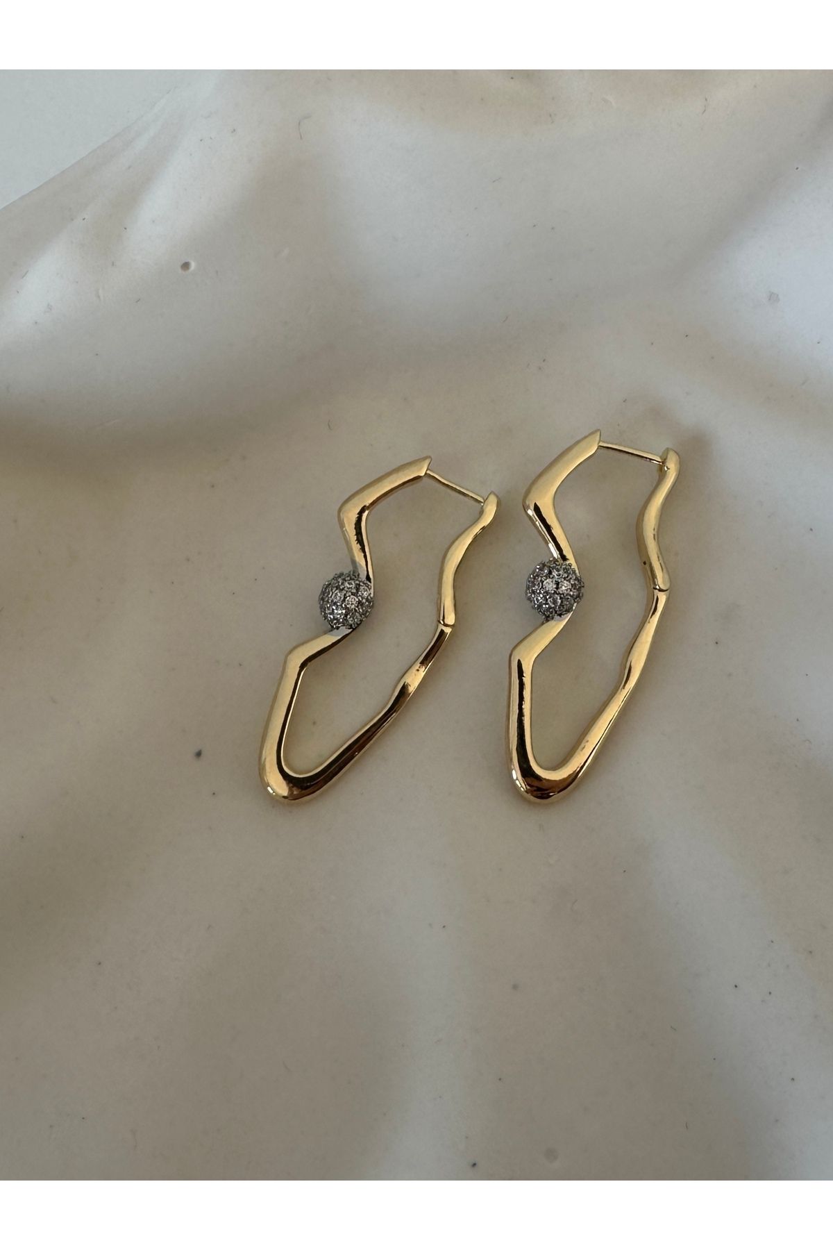 RONİ Irresistible Ate Gold Çelik Küpe