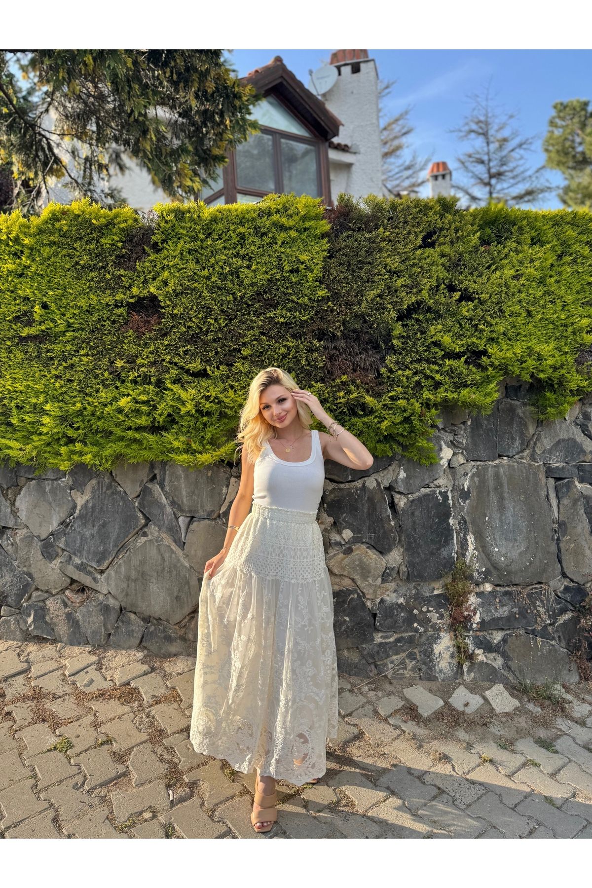 FEHUBLOOM Ekru Dantel İşlemeli Astarlı Etek
