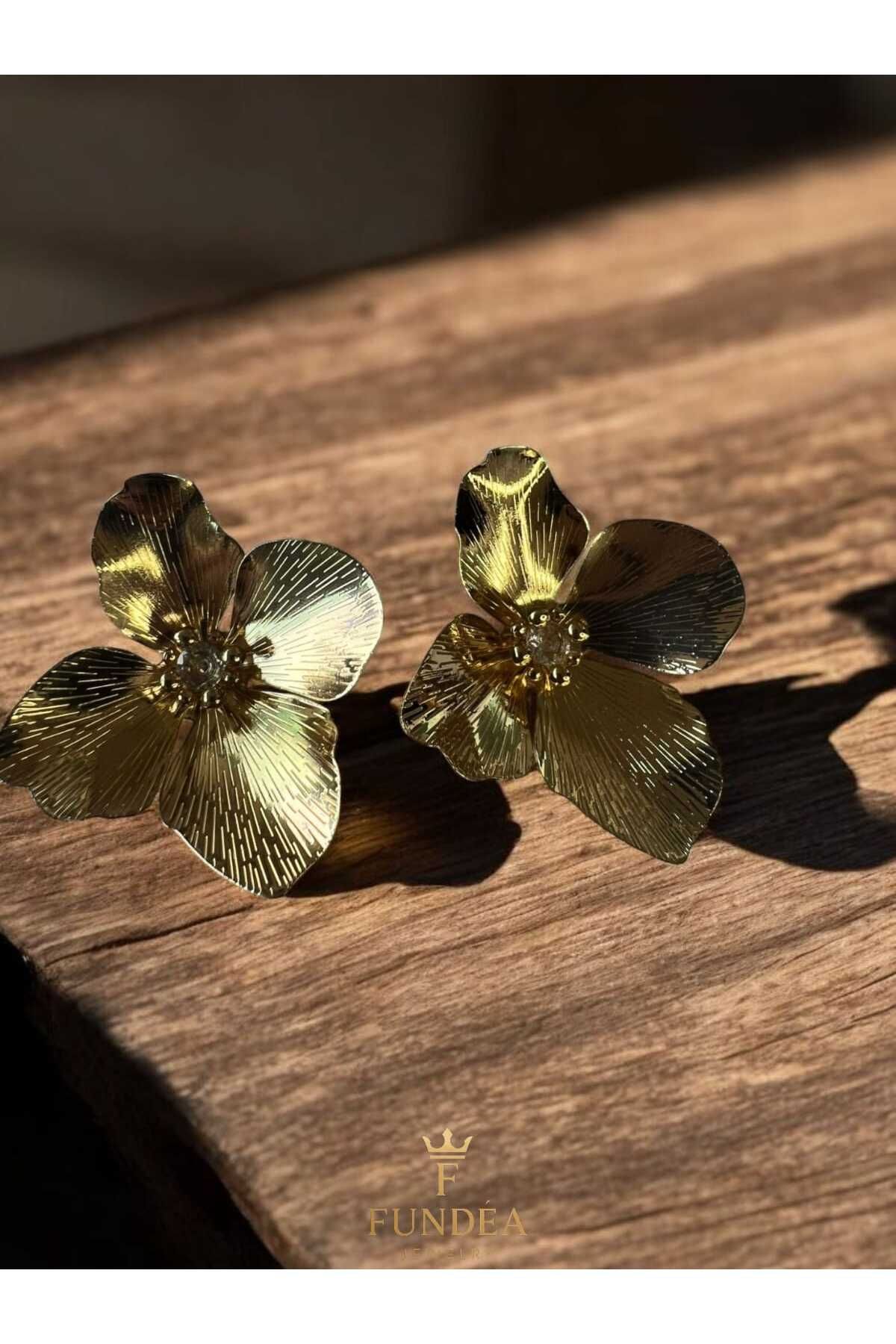 Fundéa Jewelry Güneş Çiçeği Küpe Işıltının En Cesur Hali