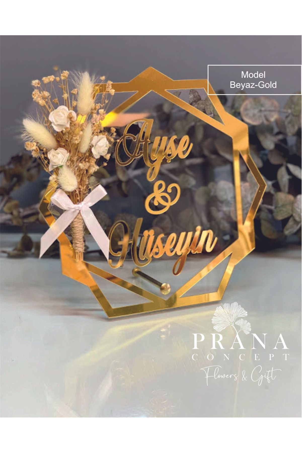shop Pleksi Söz Nişan İsim Dekoru Gold Renk ve Çiçek Süslemeli 20*20Cm Prizma Modeli İsimlik