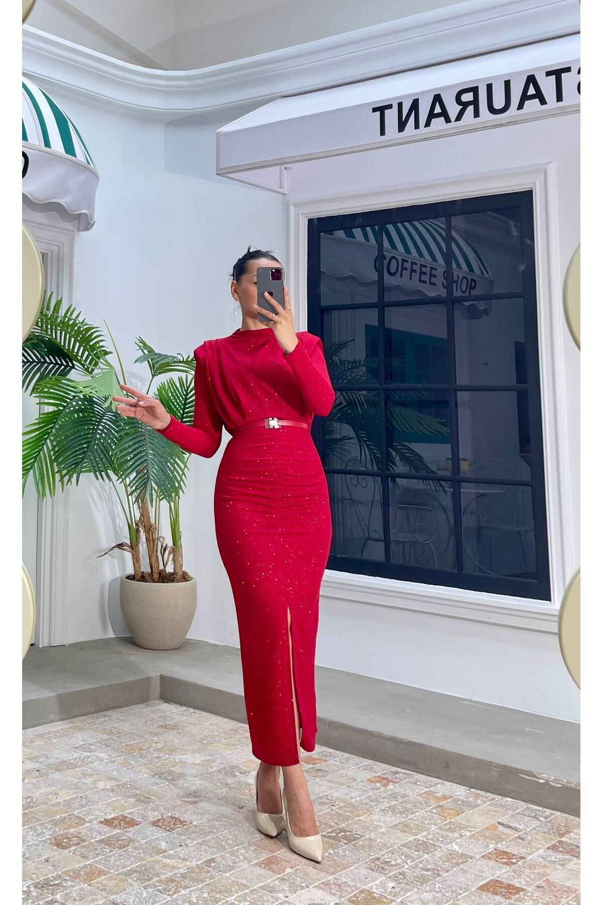 Nida Boutique Uzun Kol Kemerli Yırtmaçlı Sim Kumaş Elbise