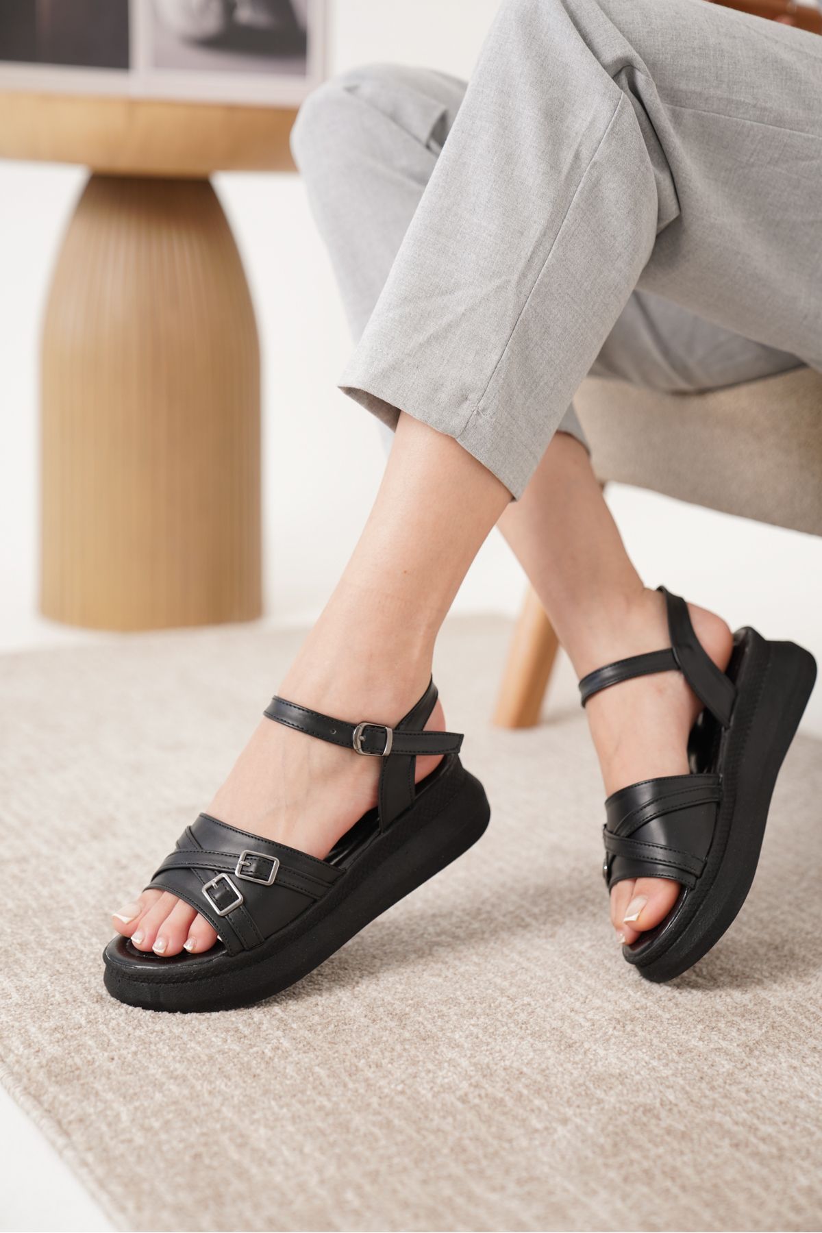 Daxtors D644 Günlük Ortopedik Kadın Sandalet