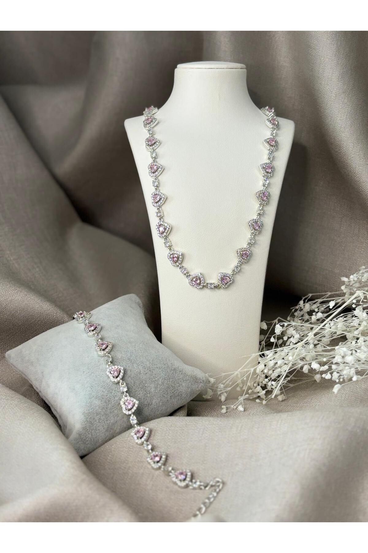 MAİSON DE ROSEE PEMBE TAŞLI BİLEKLİK VE KOLYE