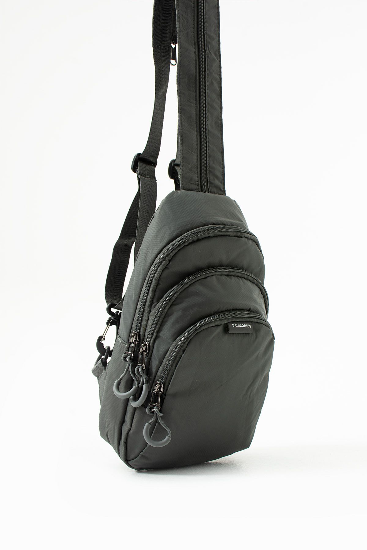 Sanmorris 6005 Unisex Paraşüt Kumaş Suya Dayanıklı 3 Bölmeli Çapraz ve Sırtlık Askılı Body Bag Koyu Gri