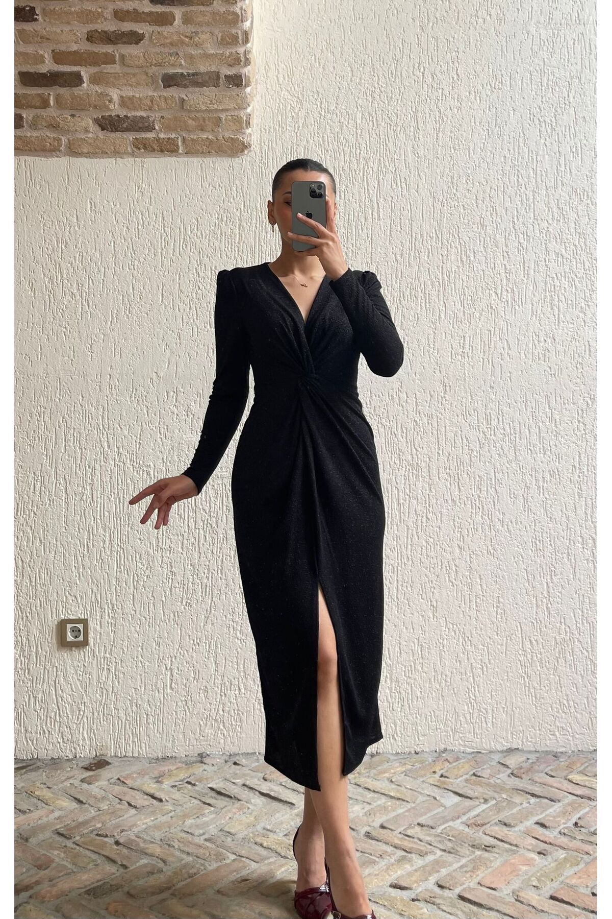 Nida Boutique Uzun Kol V Yaka Gögüs Düğüm Detaylı Önden Yırtmaçlı Sim Kumaş Elbise