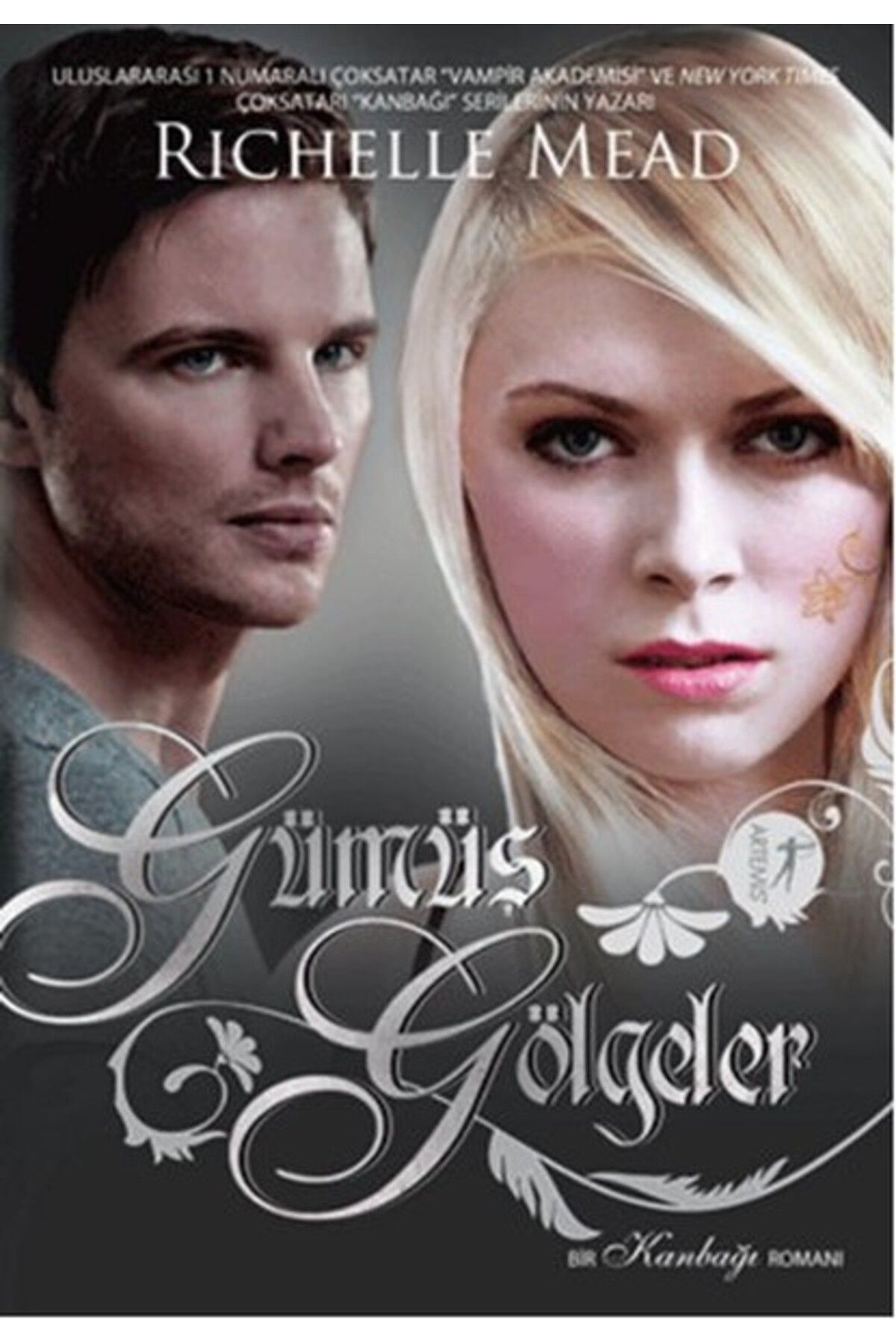 Artemis Yayınları Gümüş Gölgeler