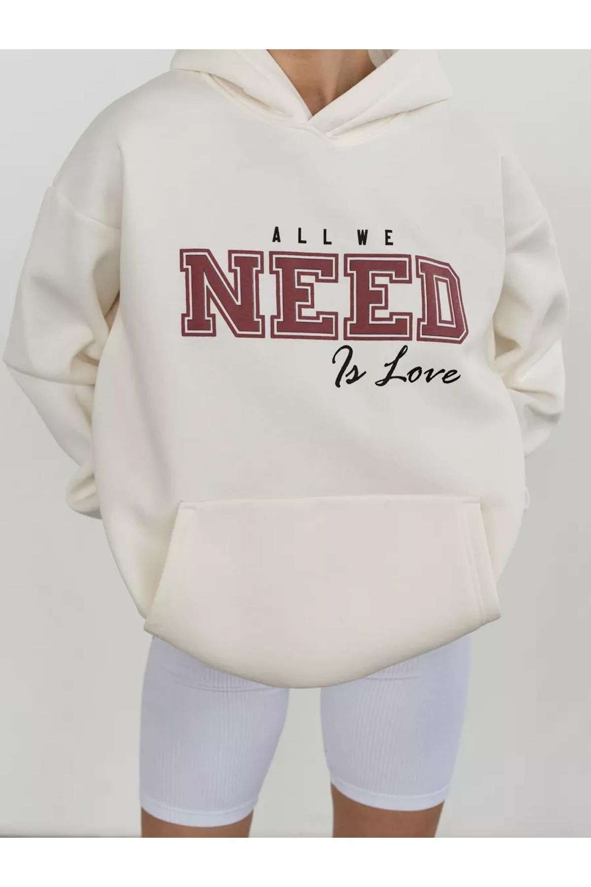 Boi Unisex All We Need is Love Sweatshirt Beyaz