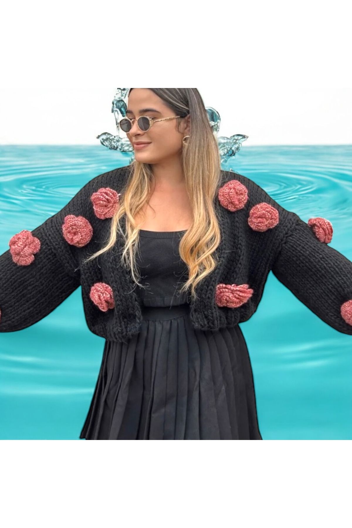 Charme Elegant el örgüsü papatya crop hırka