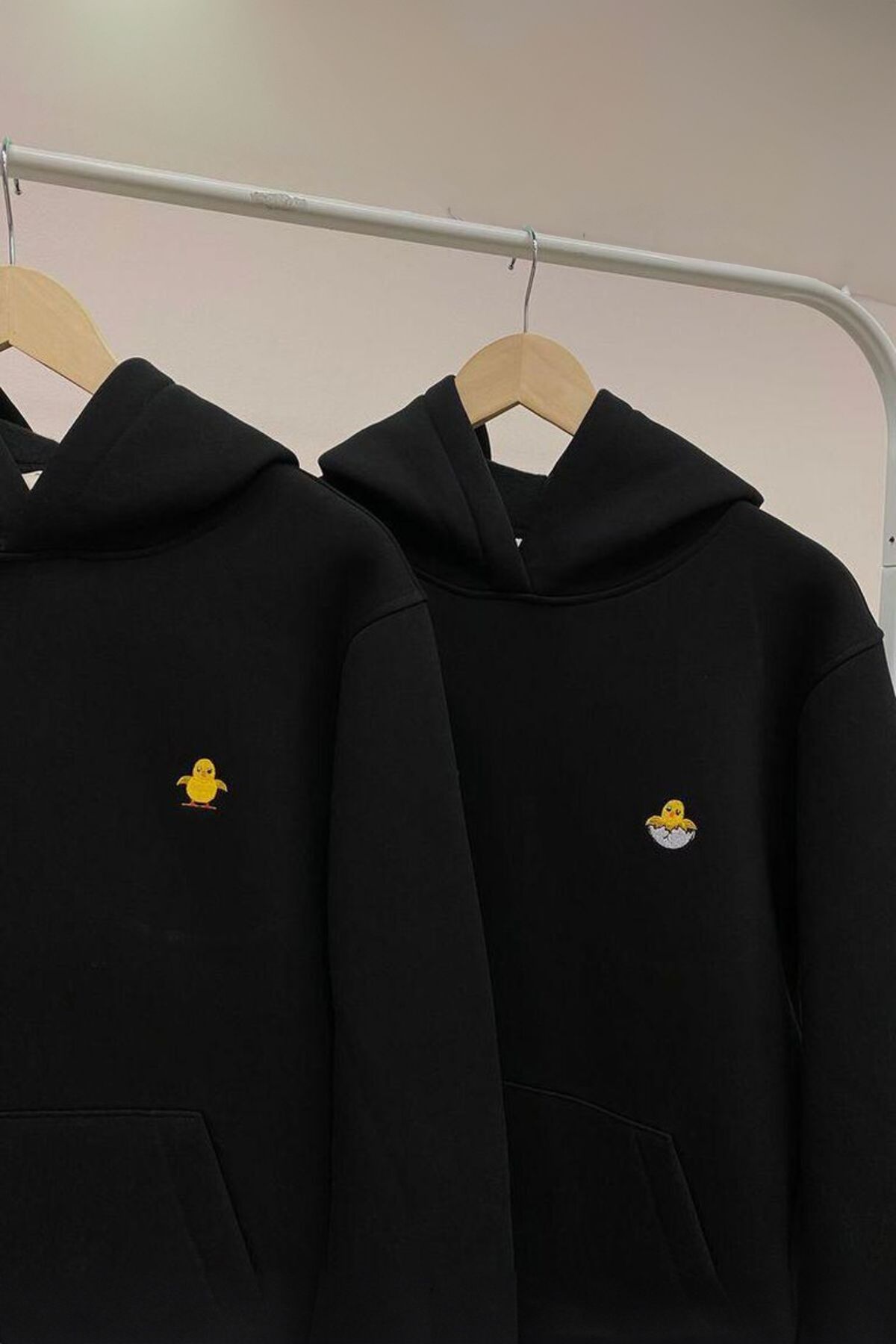 Boi Minik Civcivler Sevgili Çift Kombin - Siyah Baskılı Oversize Kapüşonlu Sweatshirt