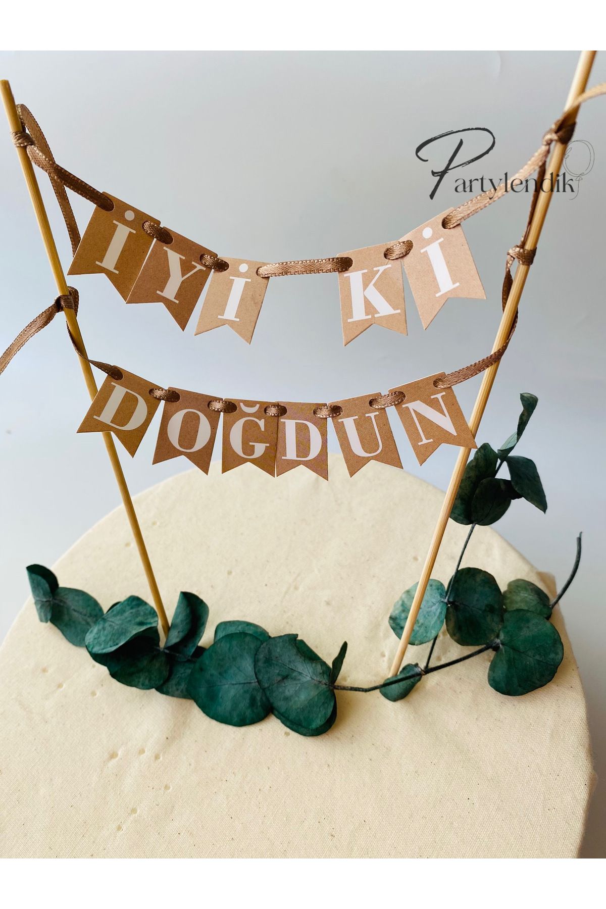 Partylendik KRAFT PASTA İSİMLİĞİ BAYRAĞI