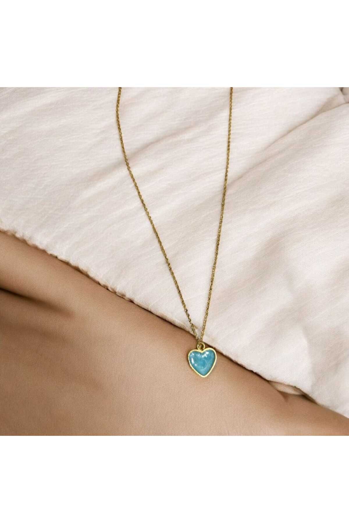 LYVEN Siyah Kalp Model Gold Kolye