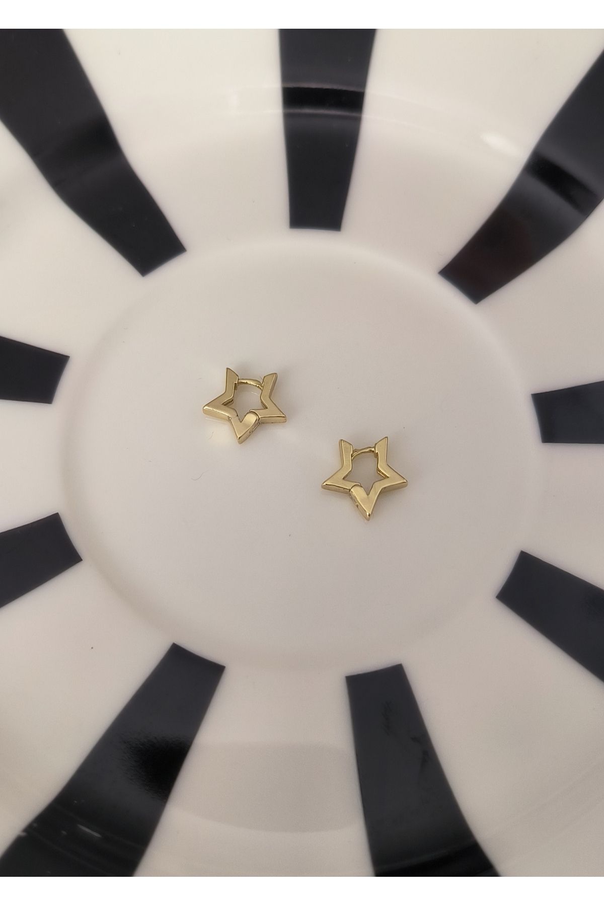 xUPING Altın Kaplama Yıldız Halka Küpe Kararmaz 14K Rengindedir 1cm