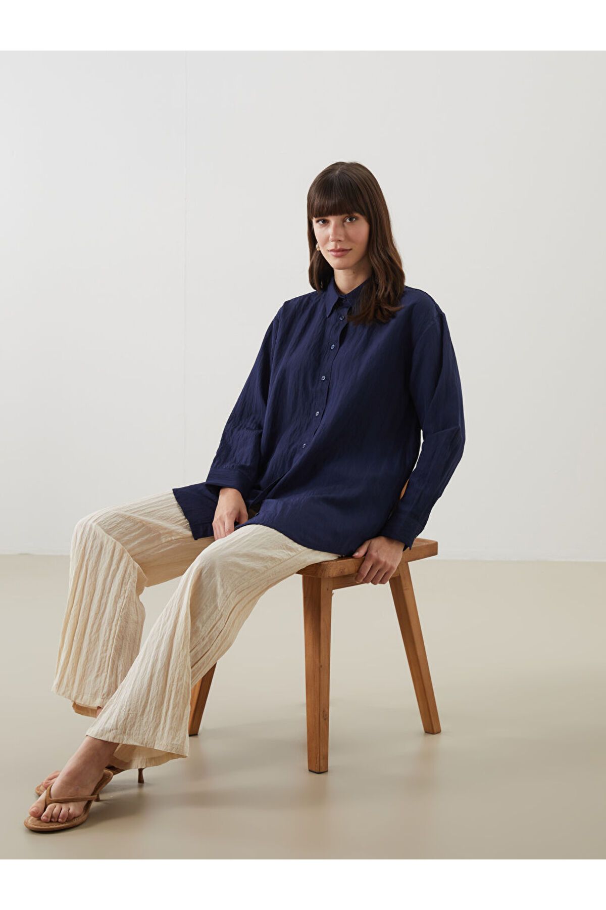 LC Waikiki LCW Modest Lacivert Dokulu Kadın Gömlek Tunik S5NF78Z8NVY25