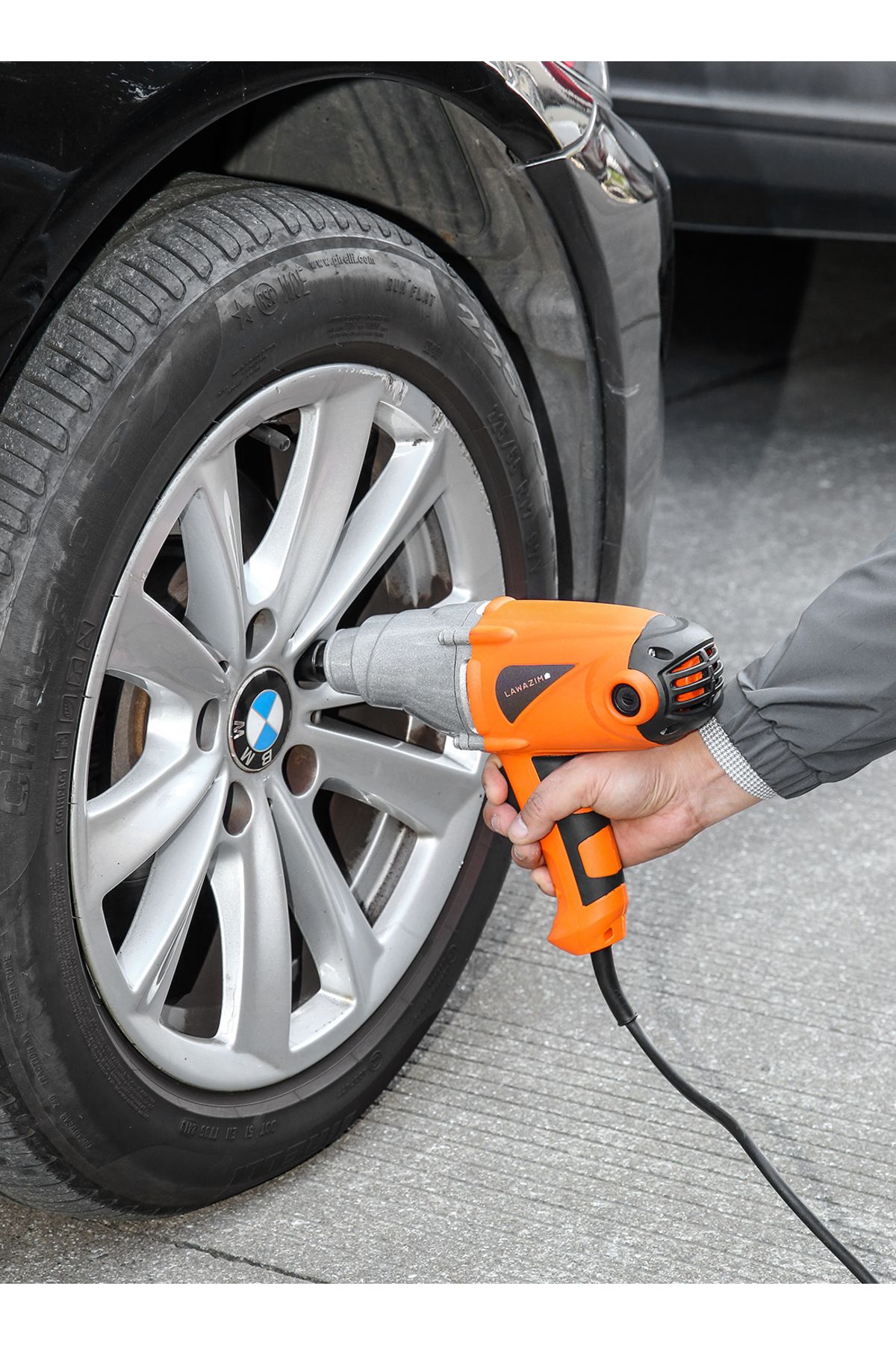 Lawazim-1010W Electric Impact Wrench - 2200 RPM with 4 CRV Sockets (17-22mm) BS Plug & Carrying Case 4