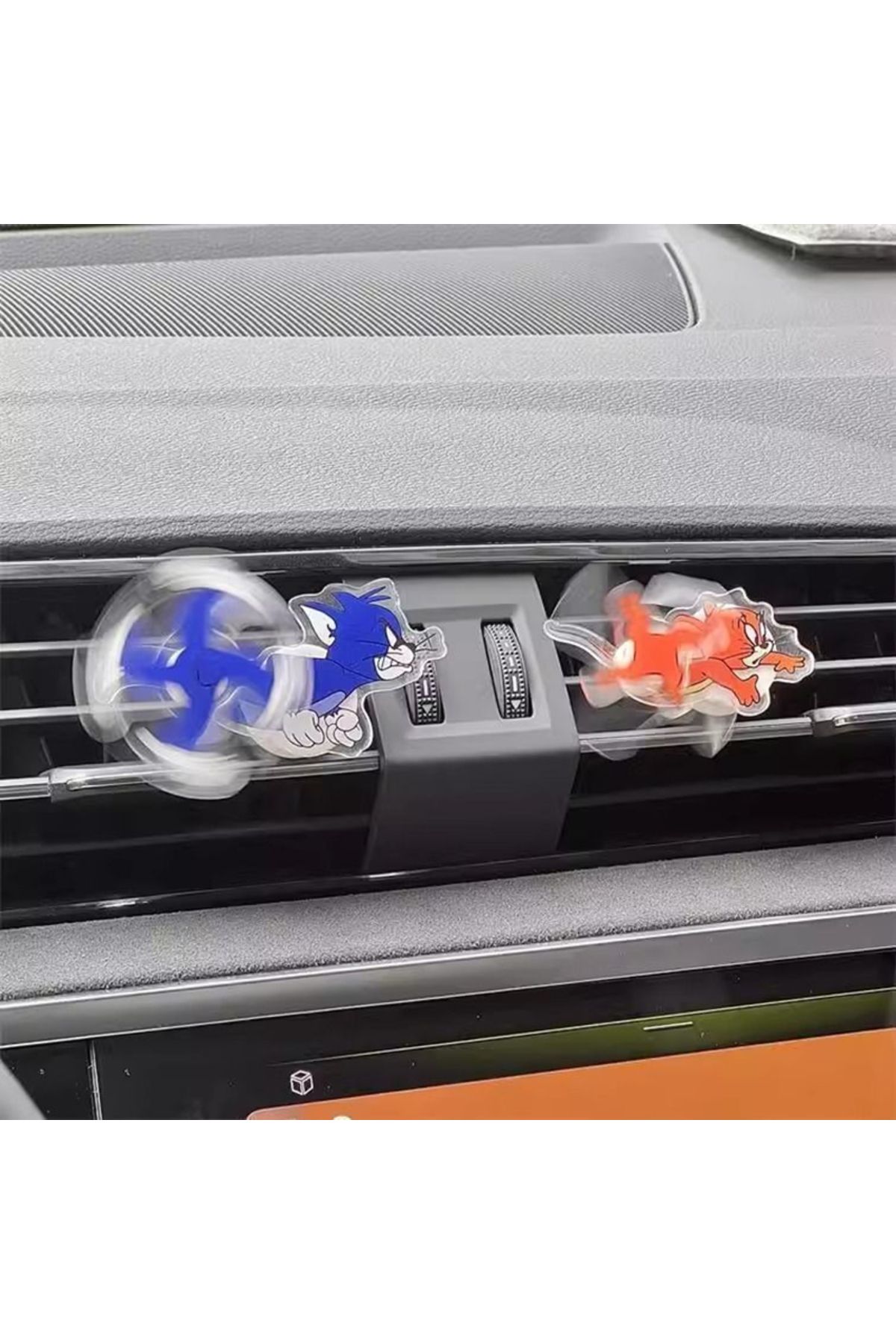 TİTANİKPARTS TÜM ARAÇLARA UYUMLU DEKORATİF TOM & JERRY HAVALANDIRMA IZGARA SÜSÜ