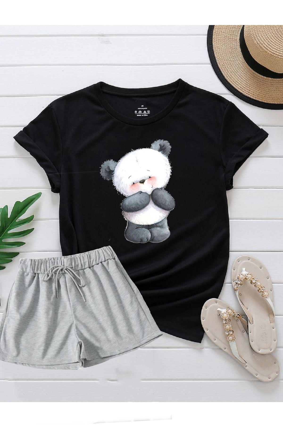 makiteks 2'li Set Düz Renk Kadın Regular Şort ve Tshirt Tişört Listen Panda