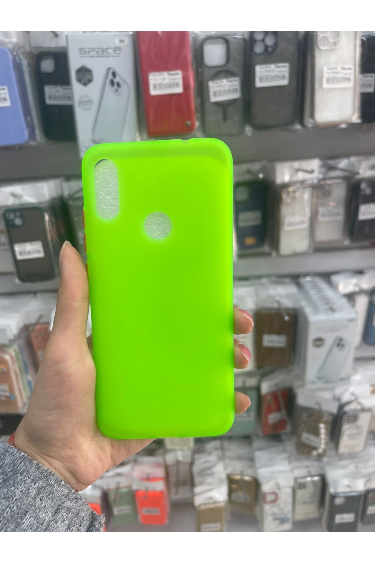 TECNOTREND XİAOMİ REDMİ 7/A UYUMLU ŞEFFAF RENKLİ KILIF