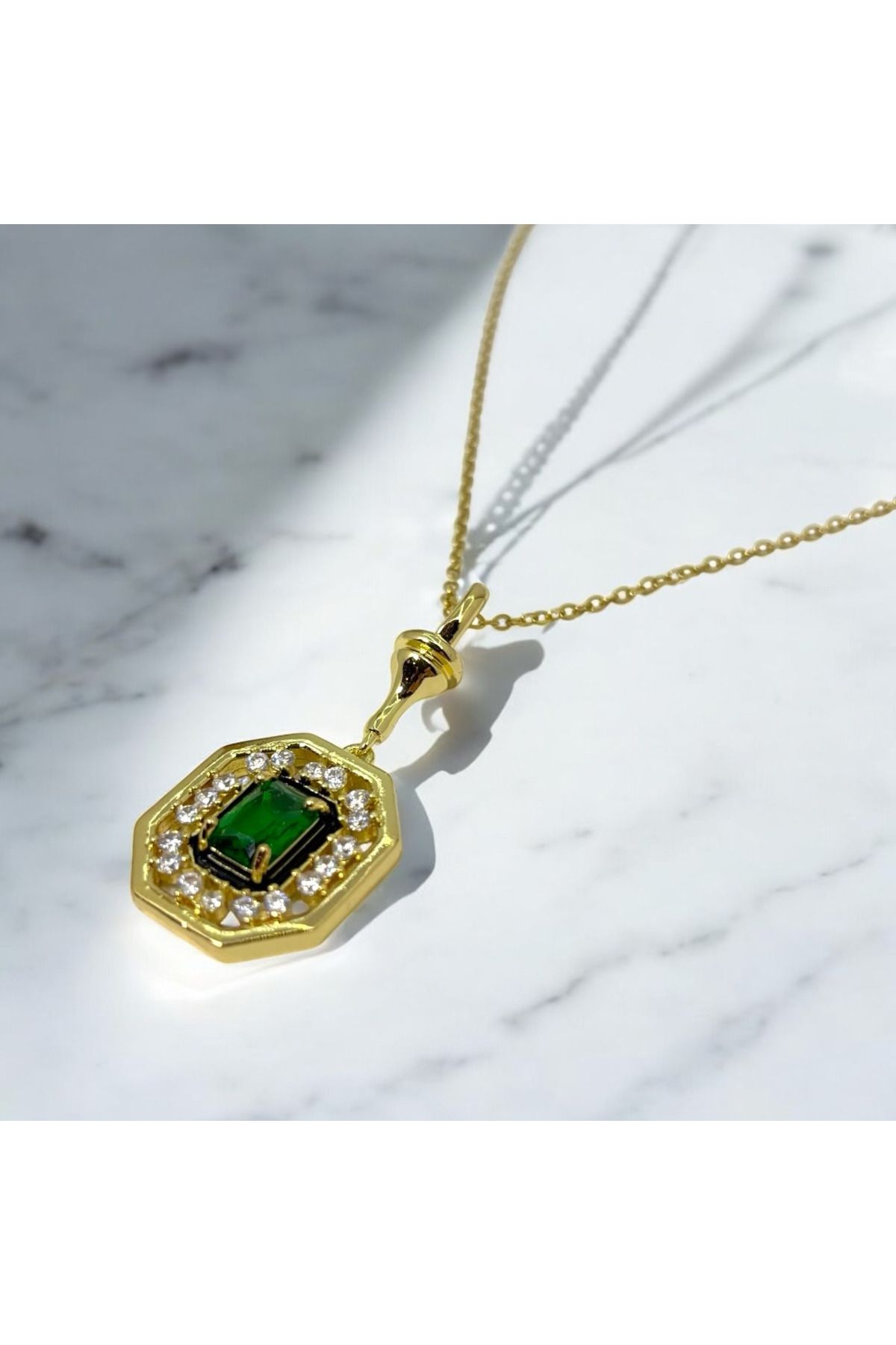 Bumu Design Zirkon Taşlı Gold Çelik Kolye