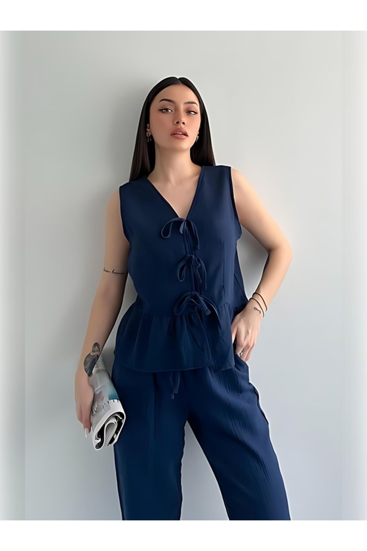 ELLA'S Ön Bağlamalı Kolsuz Bluz