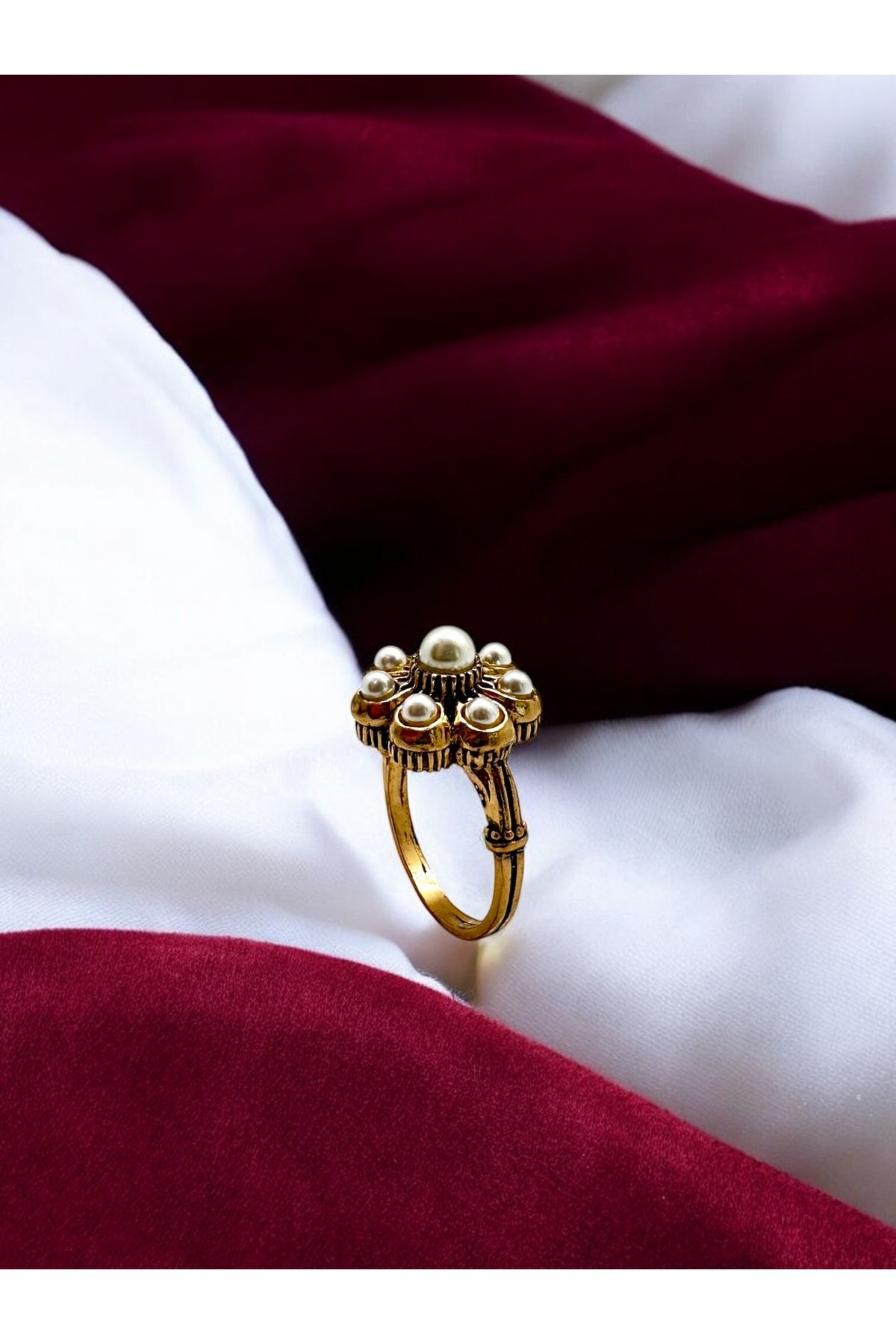 FUYA JEWELLERY Taşlı Çiçek Motif Yüzük