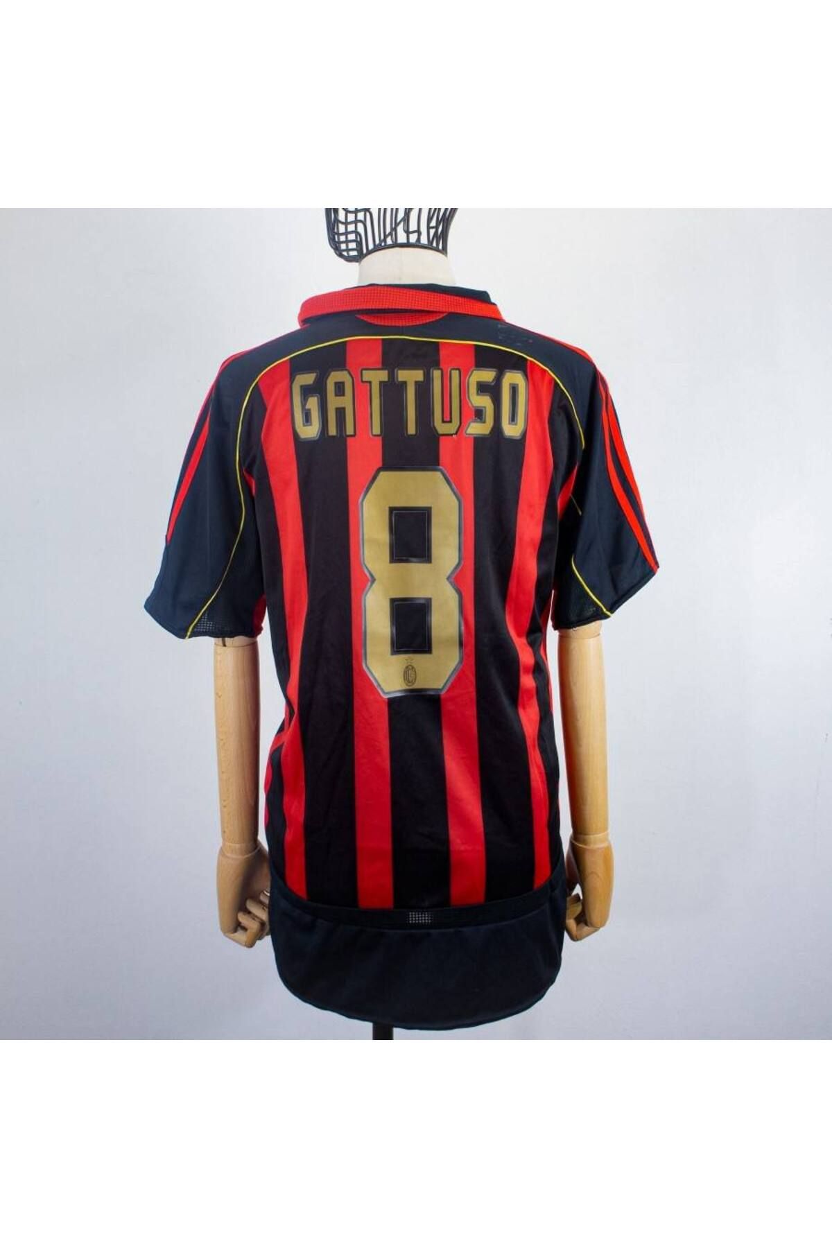 Alaturka Mix MİLAN 2006 YETİKİN GATTUSO 8 KISAKOL KIRMIZI FORMASI