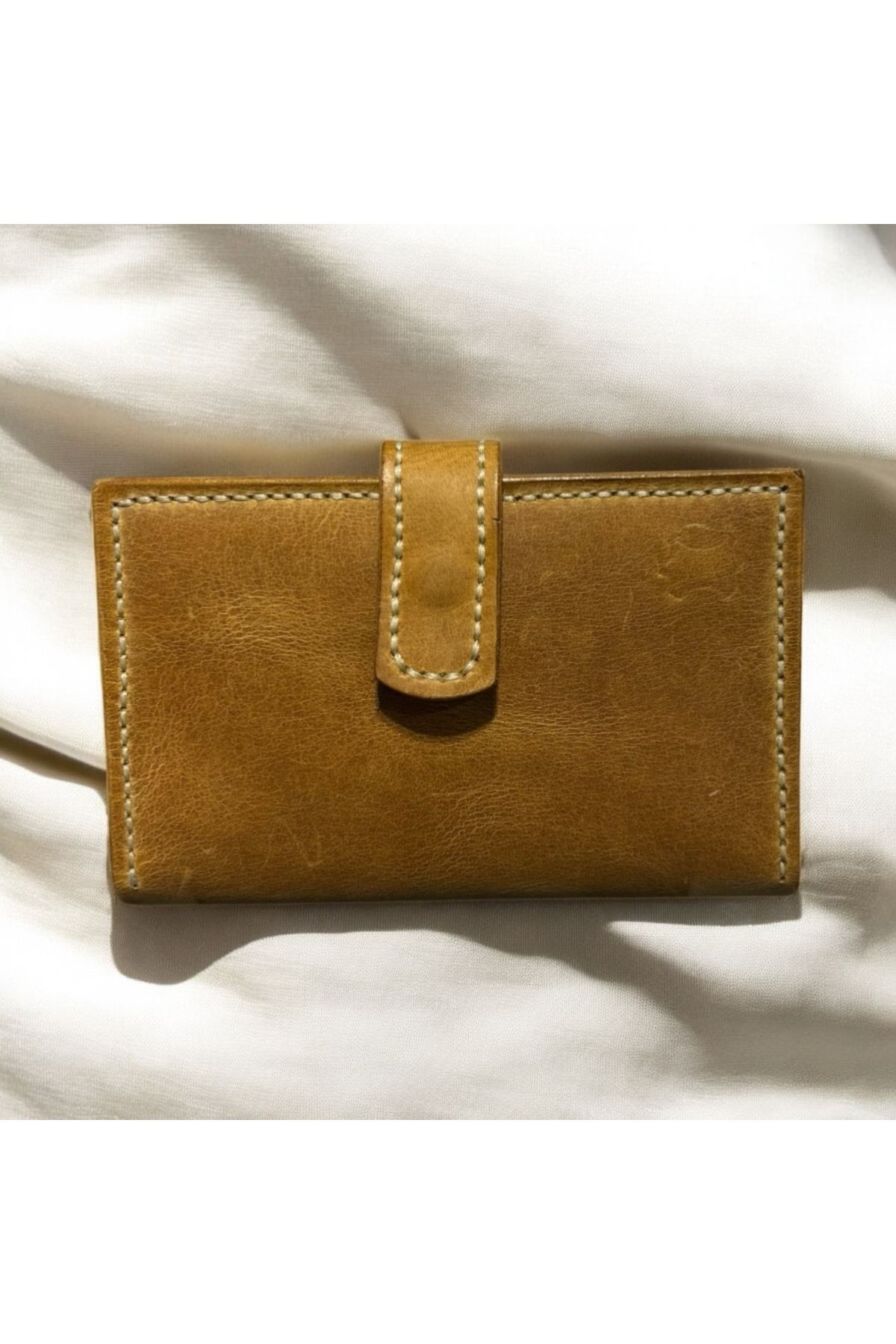 colorful leather bag El Yapımı Hakiki Deri Açık Kahverengi Cüzdan – Çıtçıt Kapaklı Minimal Kartlık