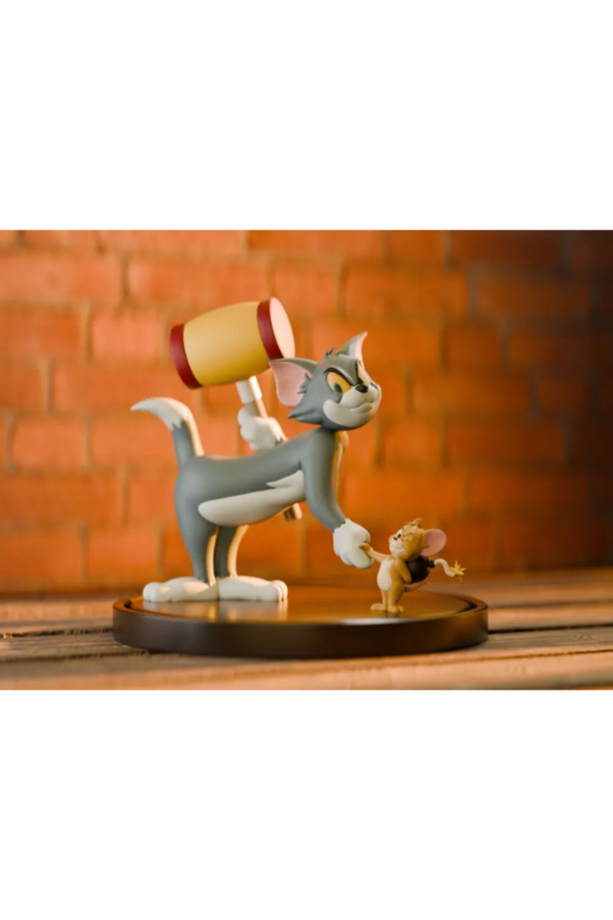 NOMOTHETIC Tom ve Jerry Figürü – İkonik Çizgi Film İkilisi
