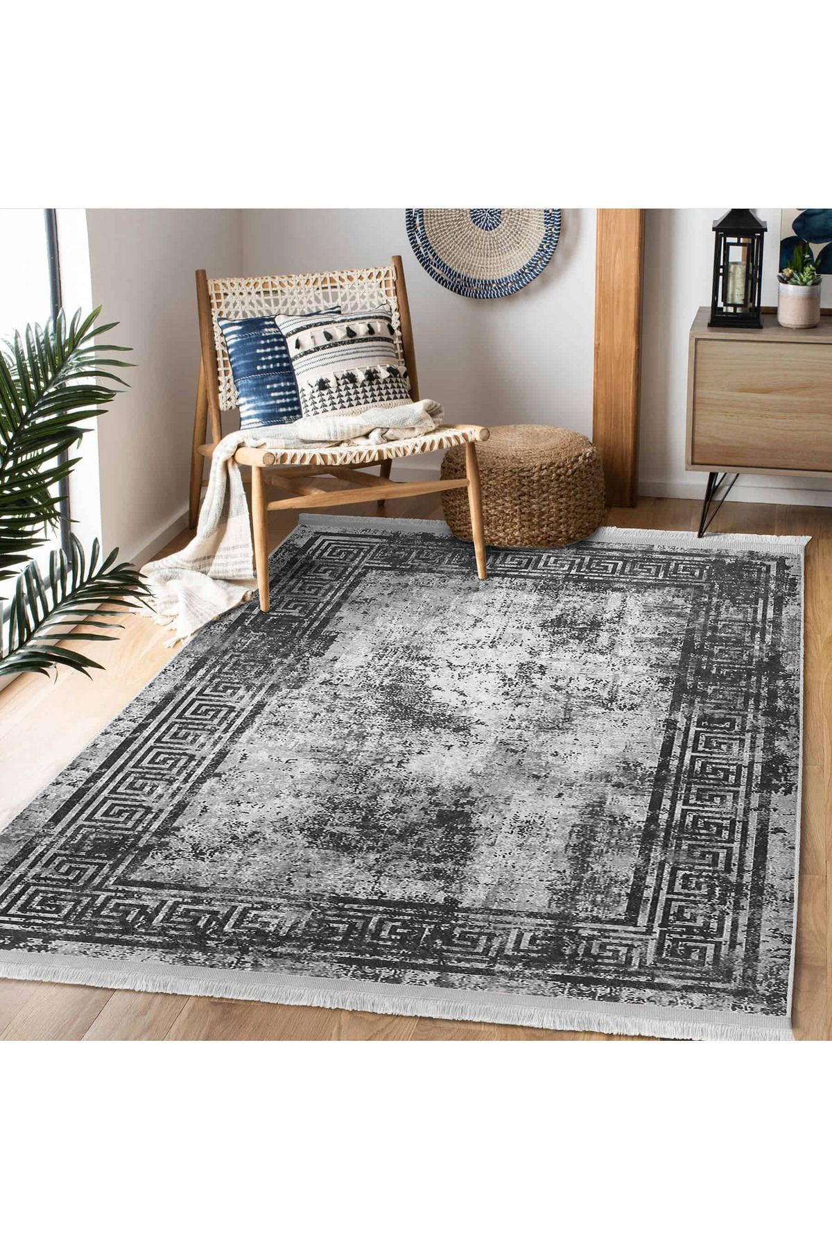 Realhomes Gri Beyaz Zeminde Modern Geometrik Desenli Salon Halısı Kaymaz Tabanlı Yıkanabilir