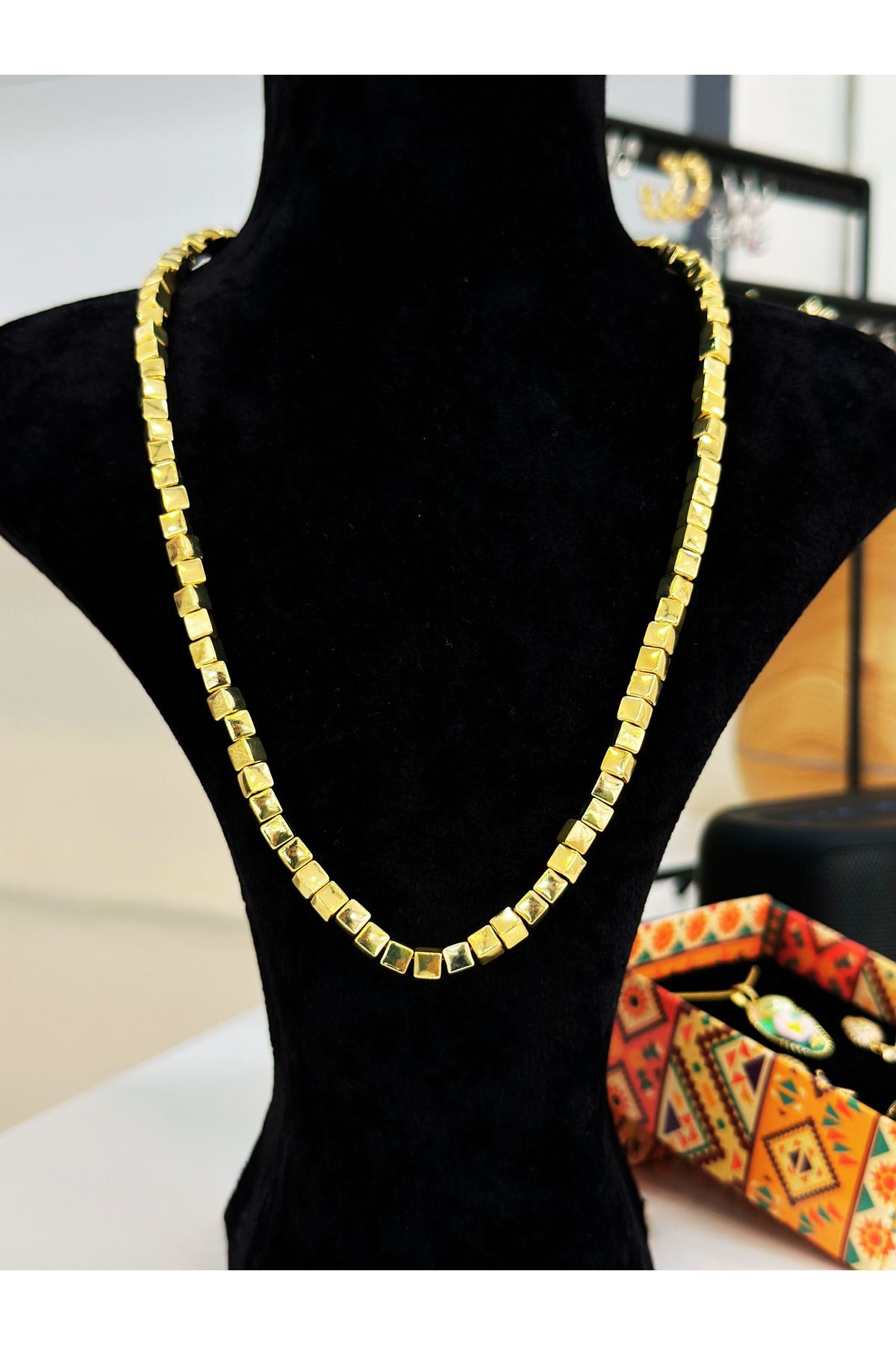 FERİHA DESING Altın Renk Kare Zincir Kolye – Trend Model