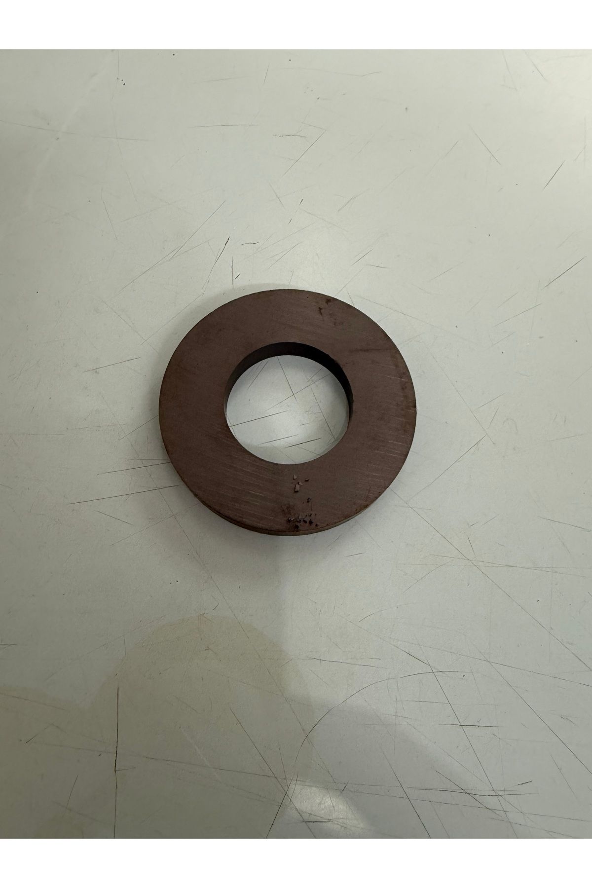 KanatMıknatıs Delikli Ferrit Mıkantıs 80/00/40/10mm 10 adet