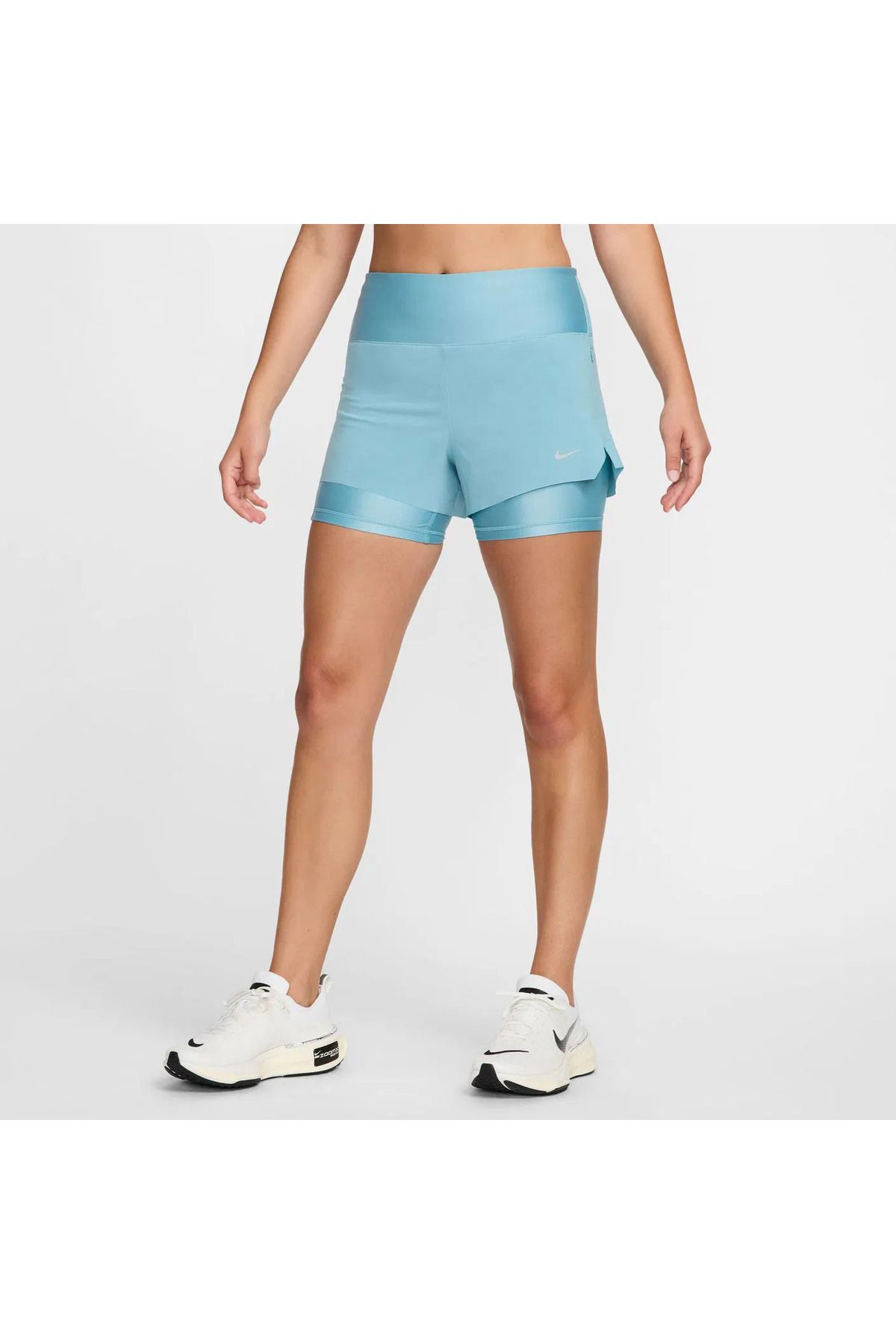 Nike Dri-Fit Swift Normal Belli Kadın Mavi Antrenman Şortu