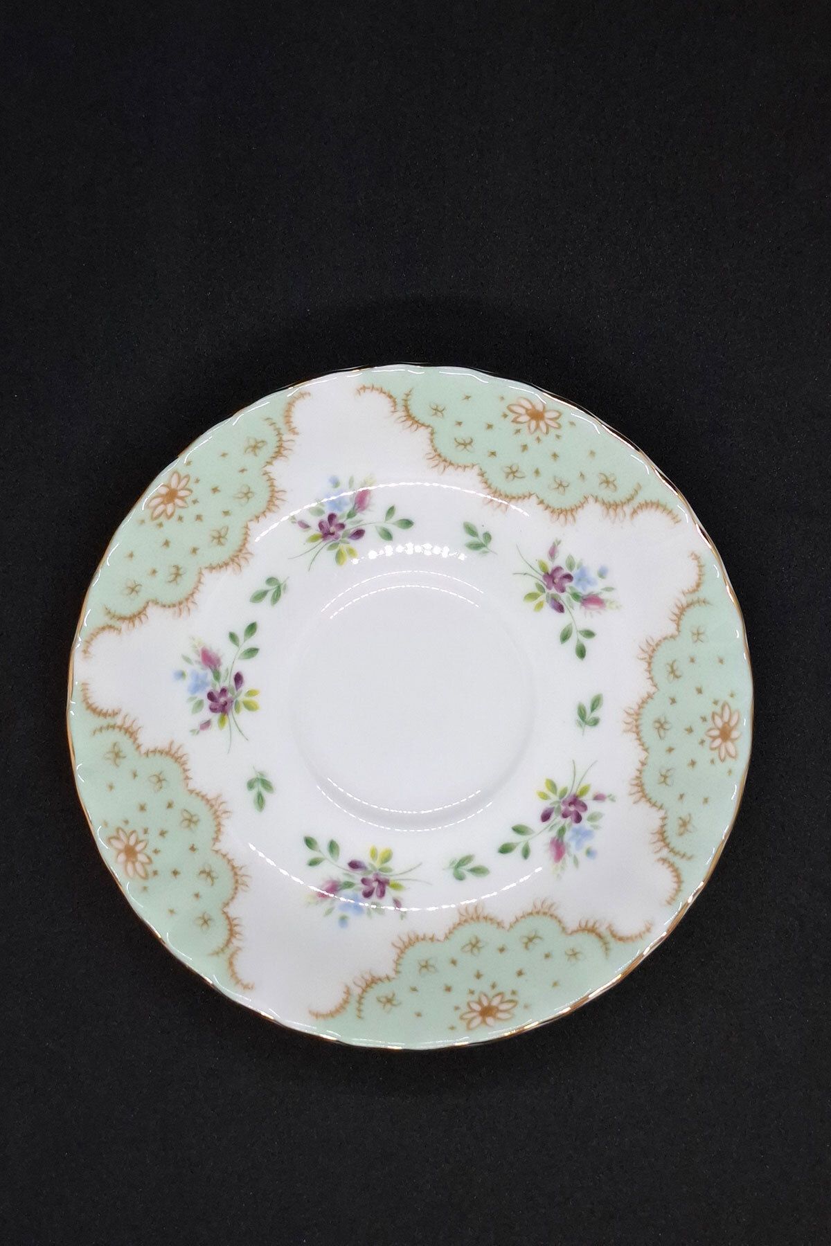 Royal Albert Happy Birthday Serisi Bone China England Antika Porselen Çay Fincan Tabağı 14 cm